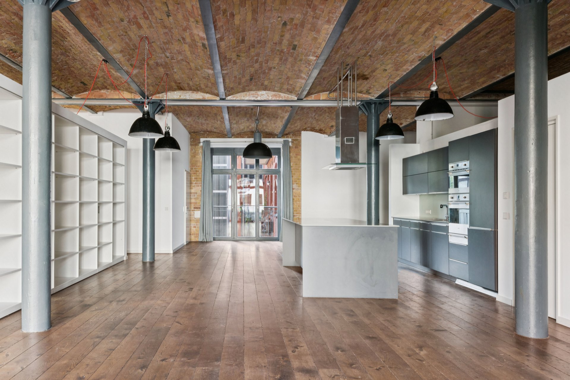  Historic Piano Factory on Mariannenplatz – Exceptional Loft Occupying an Entire - 物件實景