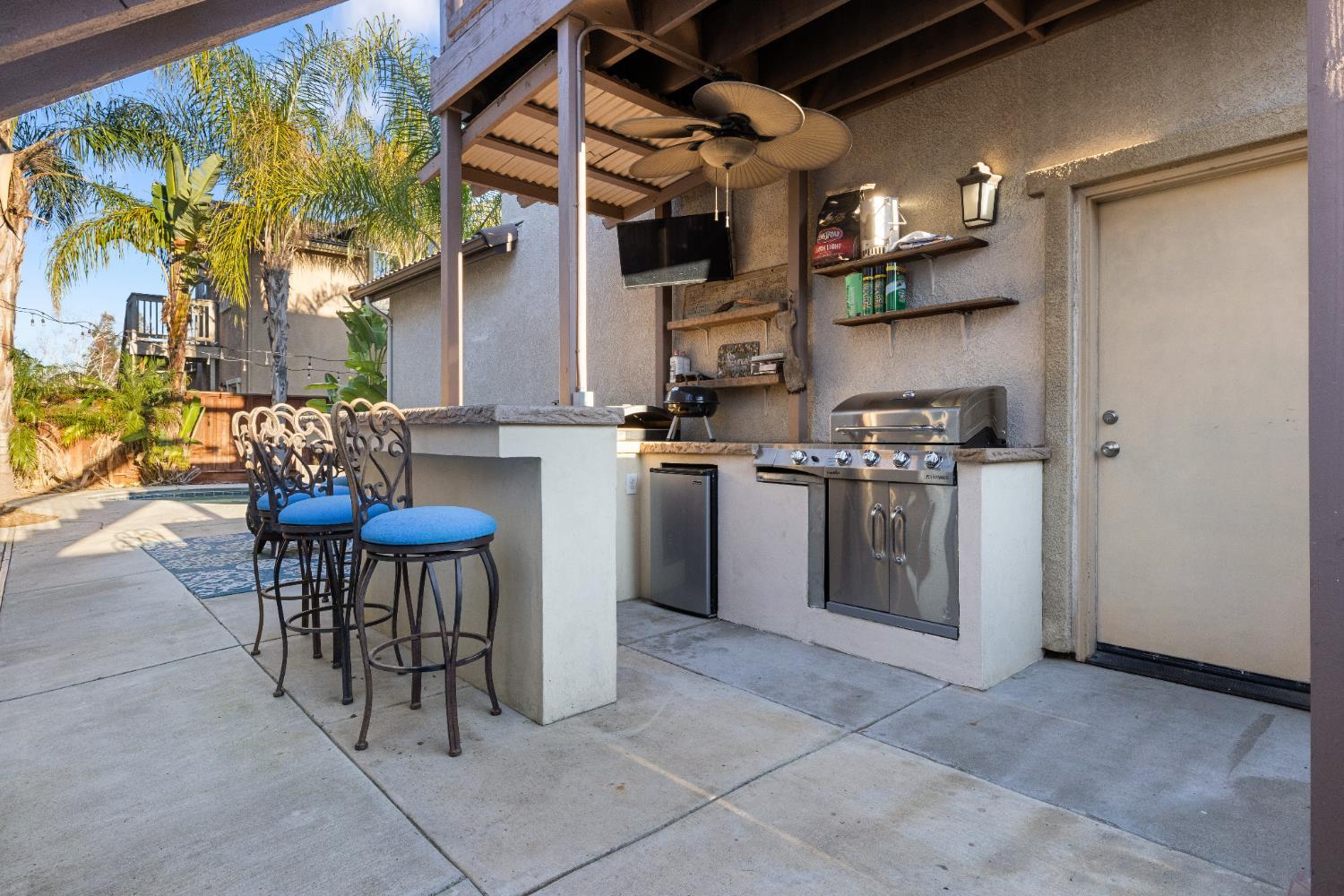 Oakdale, California, 95361, United States, 4 Bedrooms Bedrooms, ,4 BathroomsBathrooms,Residential,For Sale,2011319