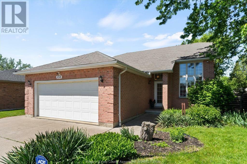 BELLE RIVER, Ontario, N8L 0N2, CA, 3 Bedrooms Bedrooms, ,3 BathroomsBathrooms,Residential,For Sale,1838821