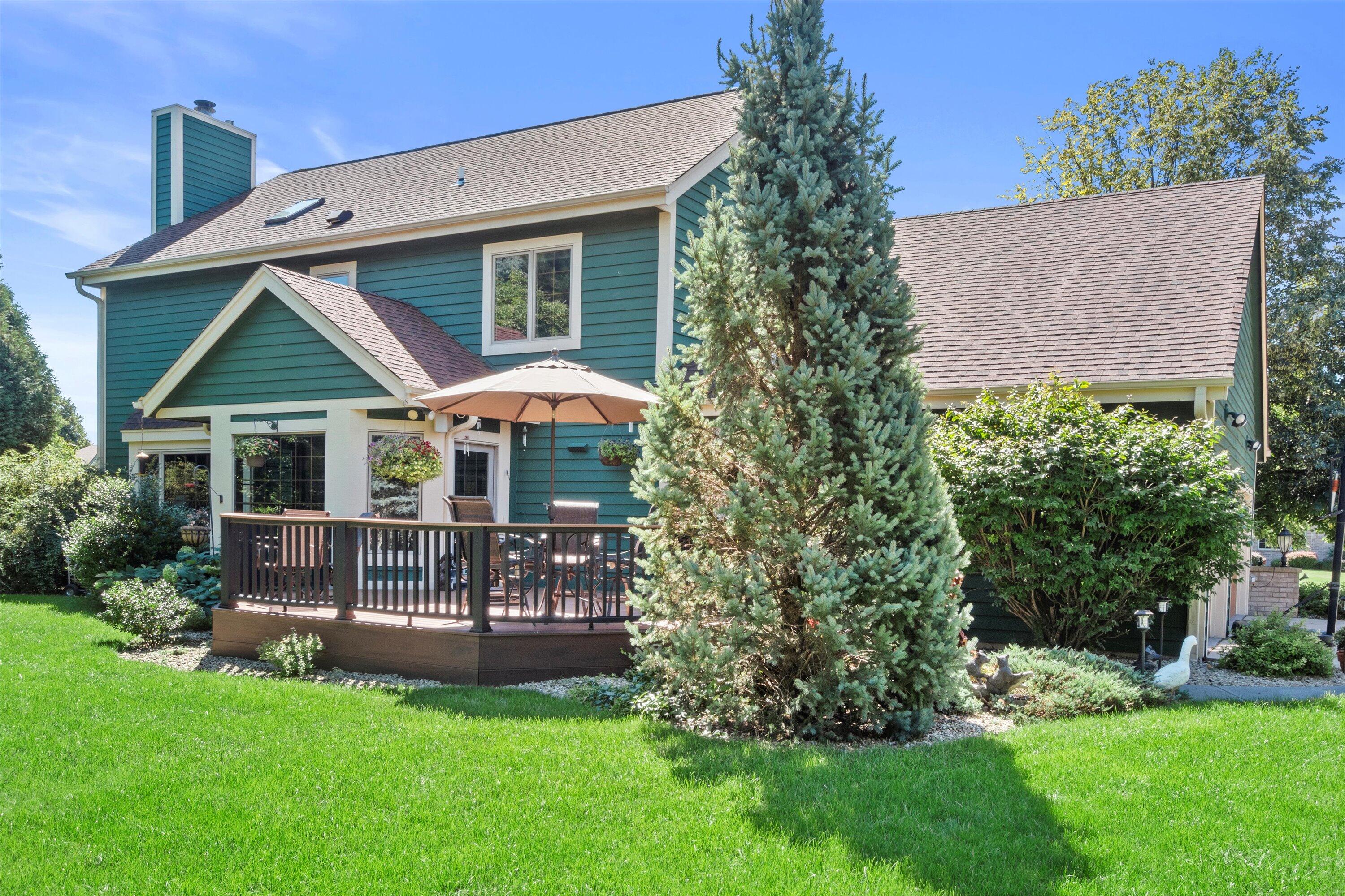 Caledonia, Wisconsin, 53402, United States, 3 Bedrooms Bedrooms, ,3 BathroomsBathrooms,Residential,For Sale,1987324