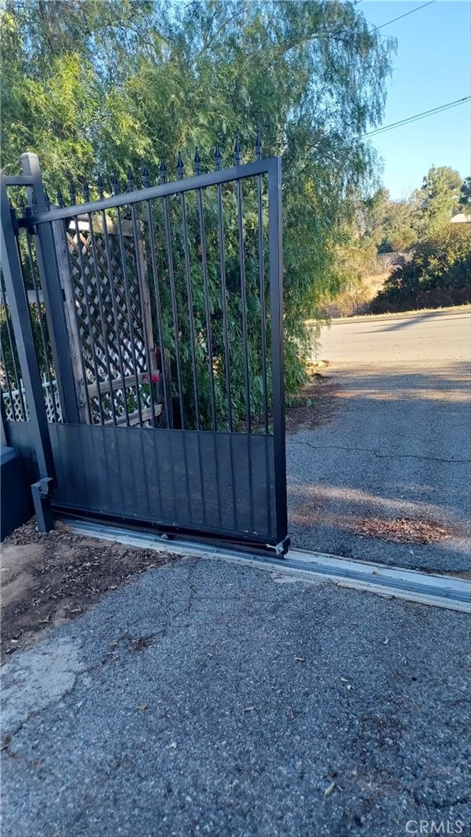 Lake Elsinore, California, 92530, United States, 3 Bedrooms Bedrooms, ,1 BathroomBathrooms,Residential,For Sale,1943552