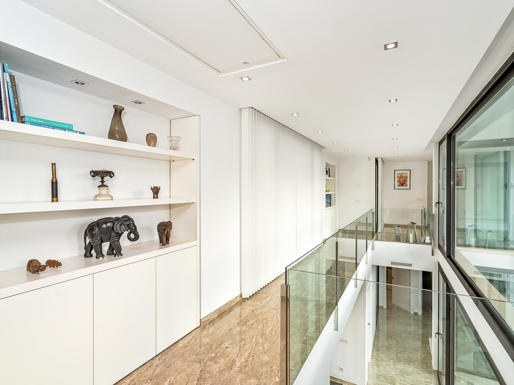  where  luxury and nautical living meet - 物件實景