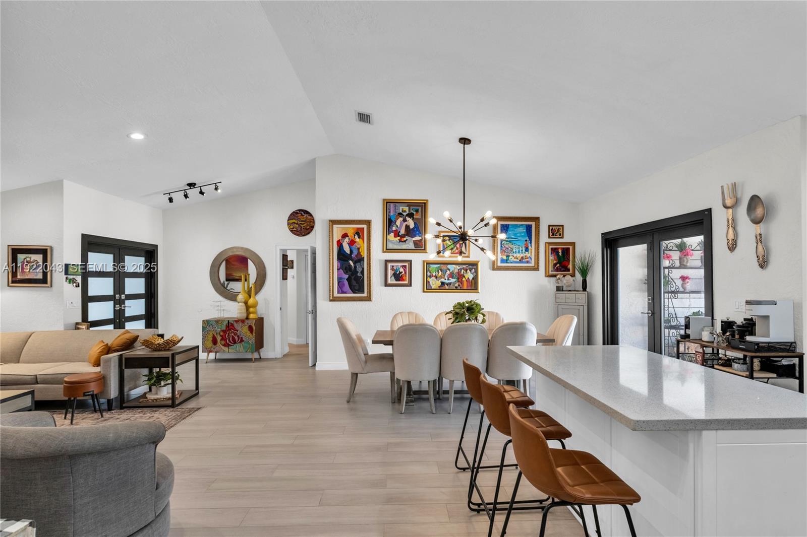 Miami Lakes, Florida, 33016, United States, 3 Bedrooms Bedrooms, ,3 BathroomsBathrooms,Residential,For Sale,2002198