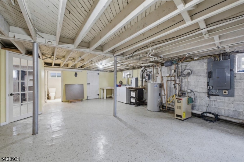 Stirling, New Jersey, 07980, United States, 3 Bedrooms Bedrooms, ,2 BathroomsBathrooms,Residential,For Sale,2008105