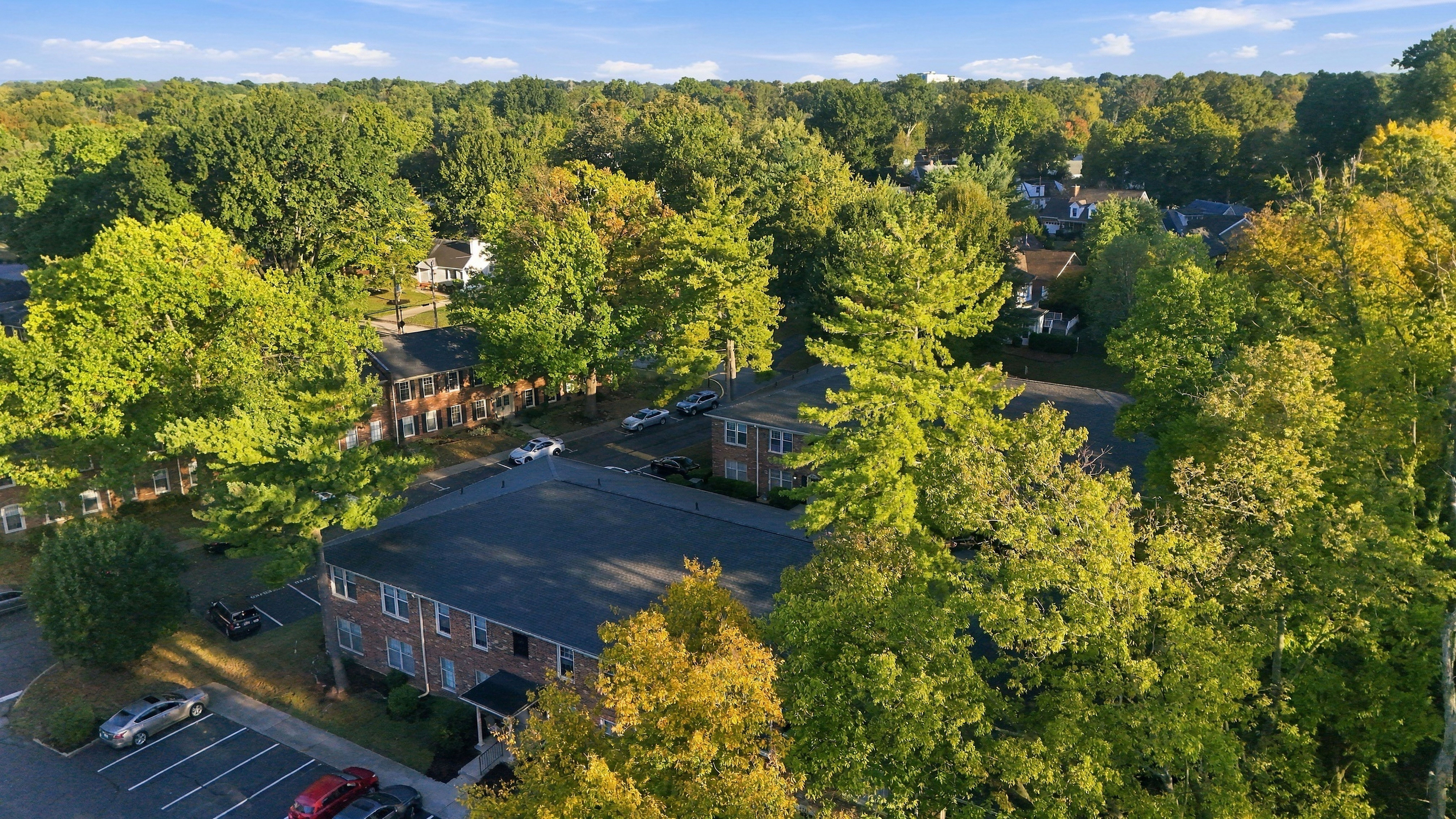  4708 Weybridge Gardens, 104, Louisville, KY 40207 - 物件實景