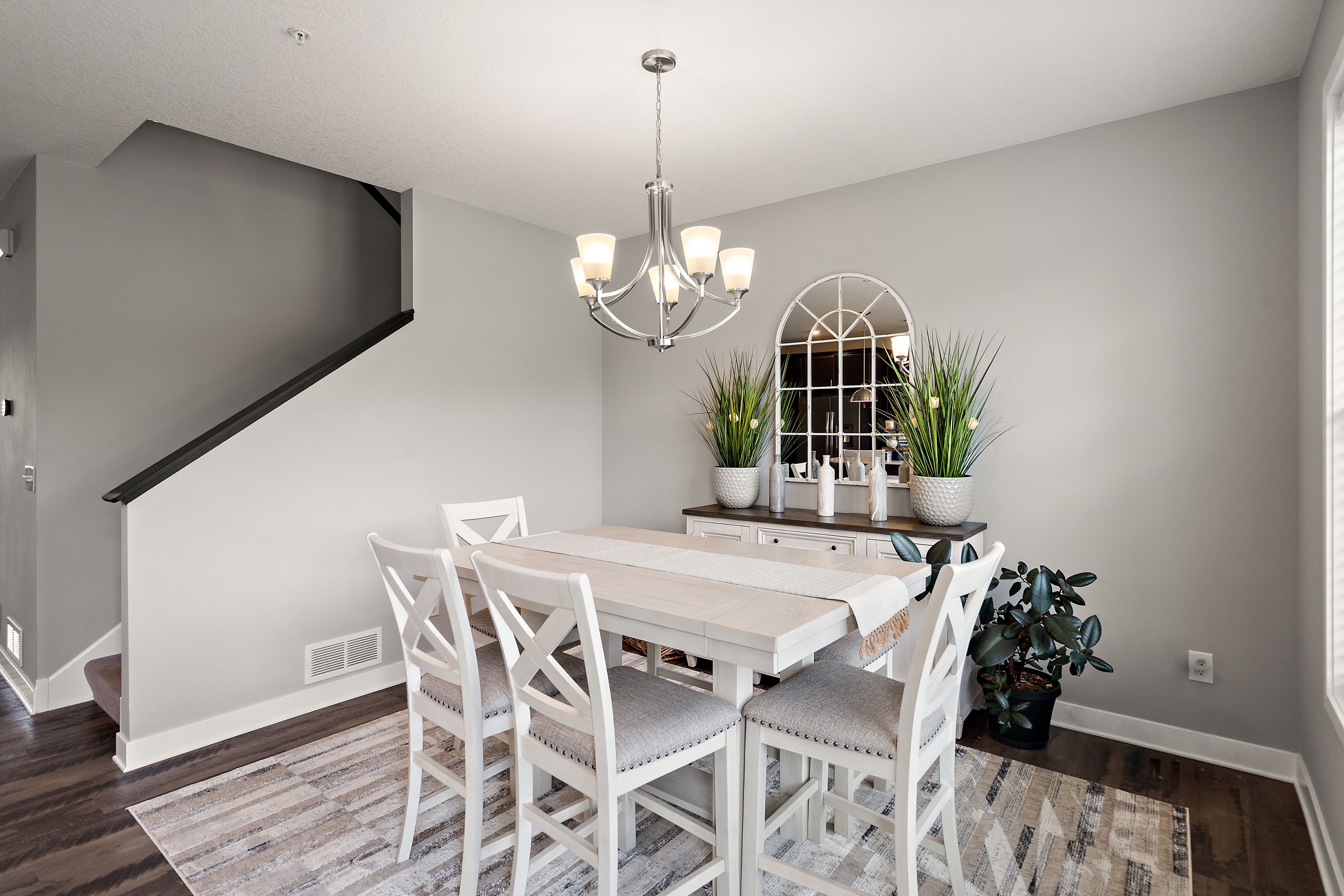  Sophisticated Townhome in Coveted Downtown Anoka - 物件實景