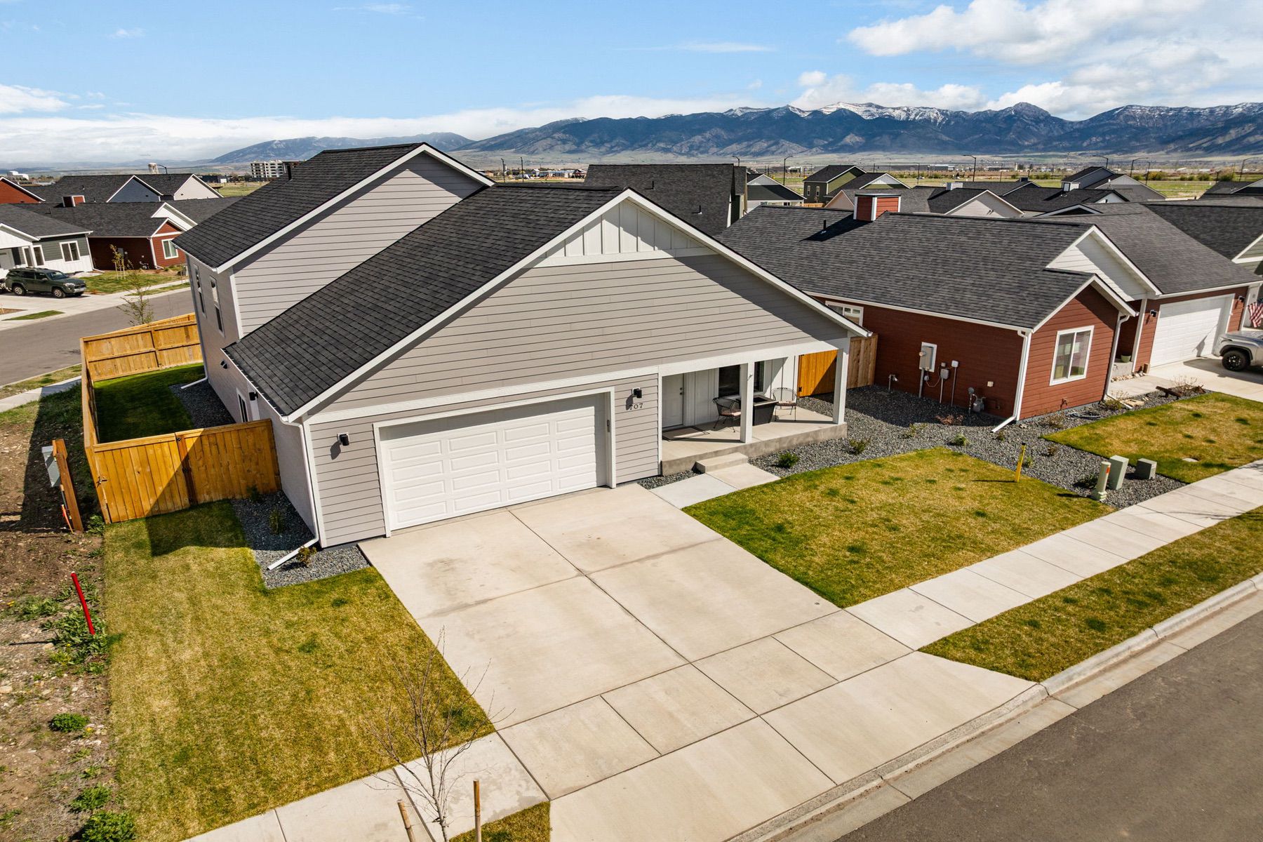  707 Thrice Loop - 物件實景