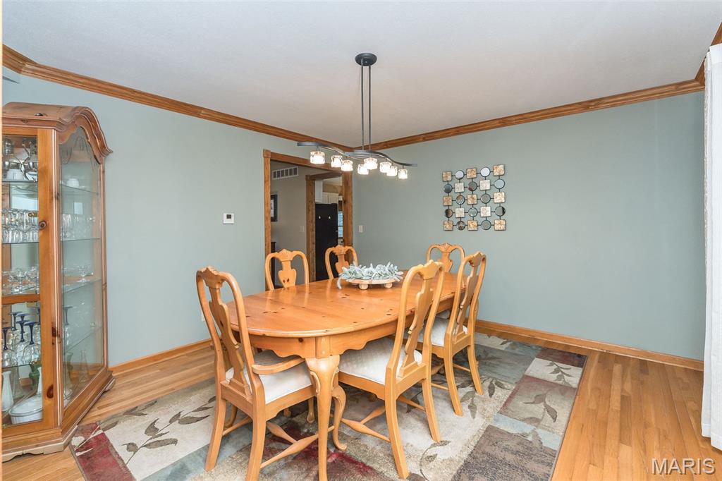 Eureka, Missouri, 63025, United States, 4 Bedrooms Bedrooms, ,4 BathroomsBathrooms,Residential,For Sale,1941693