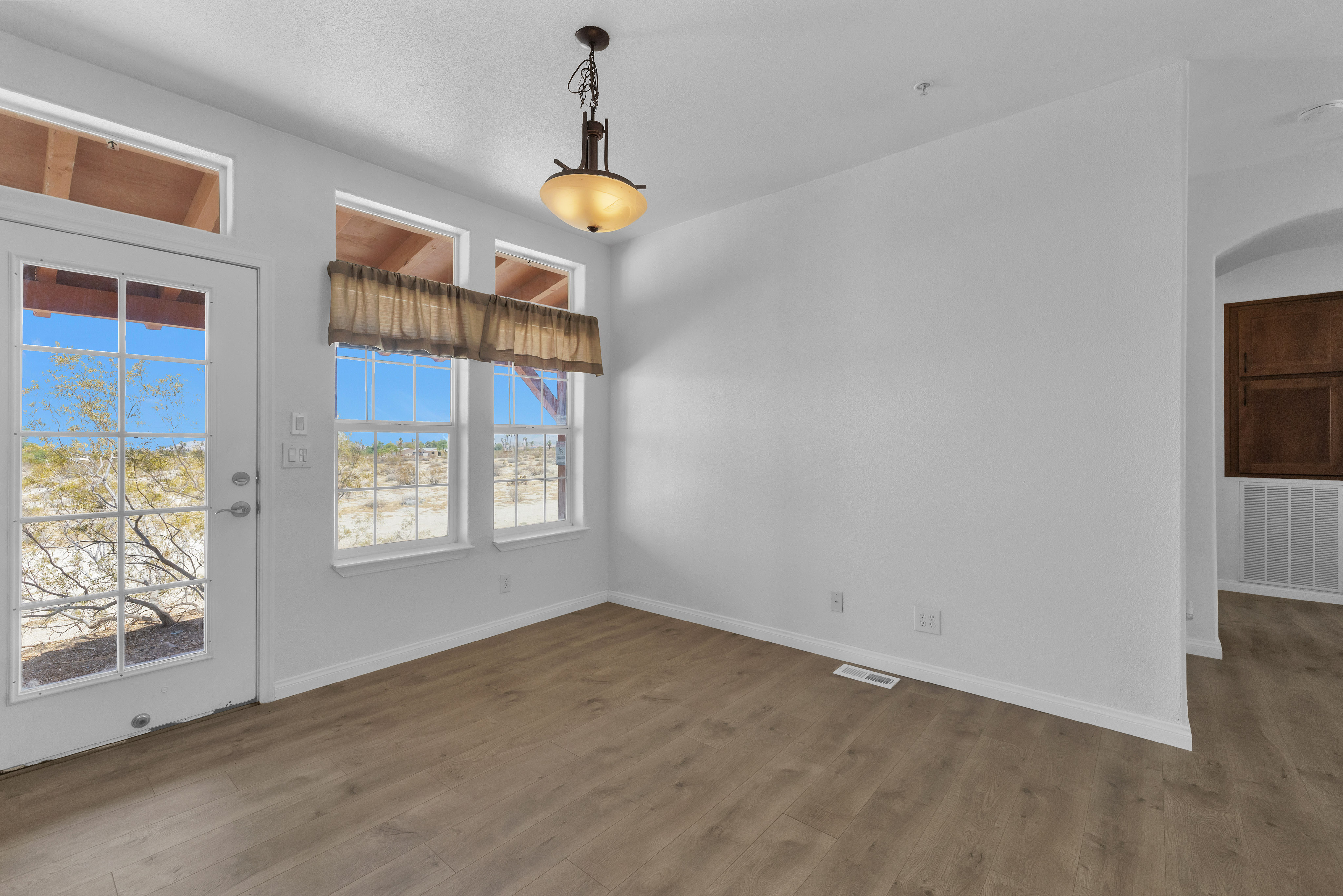 Borrego Springs, California, 92004, United States, 4 Bedrooms Bedrooms, ,3 BathroomsBathrooms,Residential,For Sale,1883012