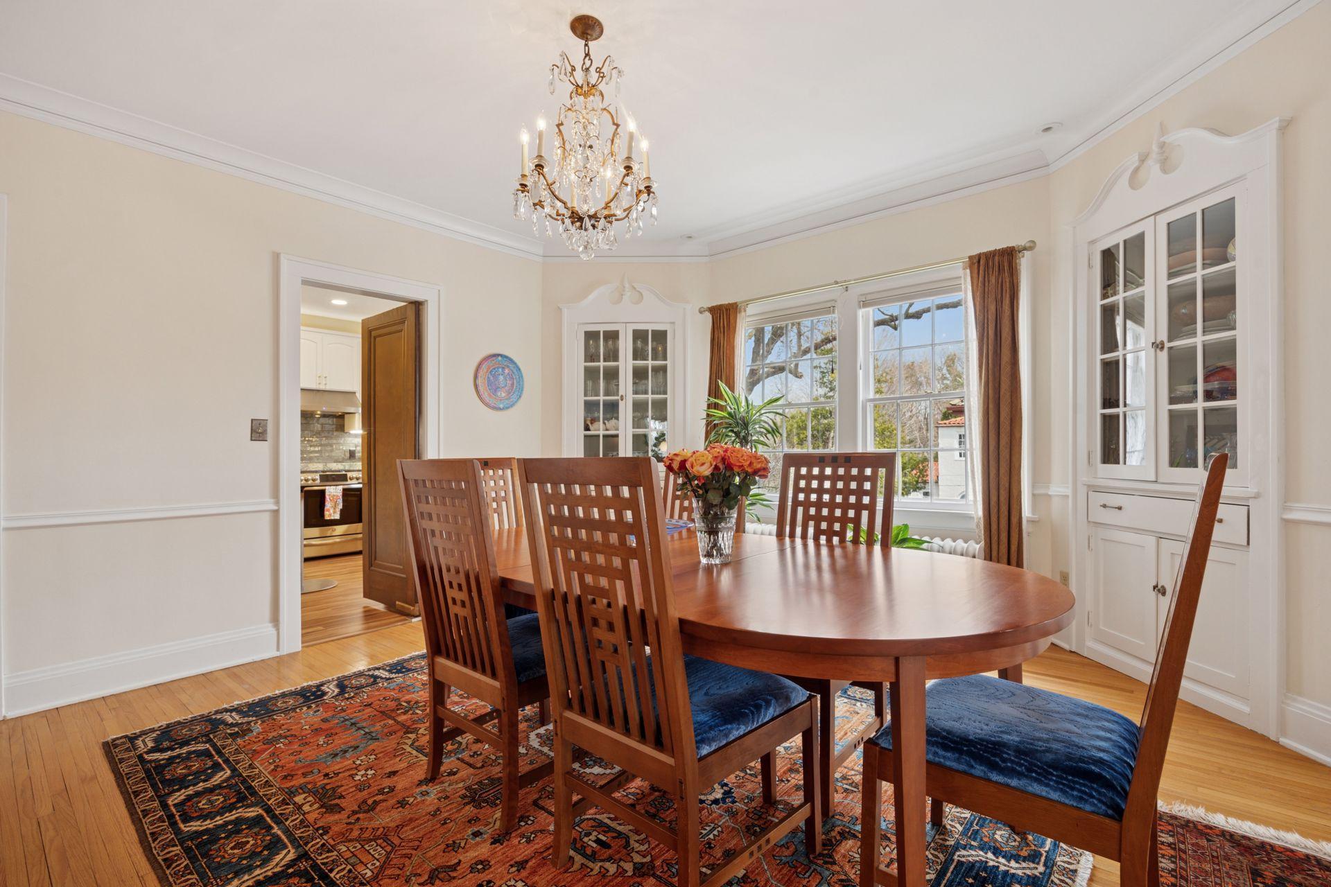 Saint Paul, Minnesota, 55105, United States, 5 Bedrooms Bedrooms, ,3 BathroomsBathrooms,Residential,For Sale,1767572
