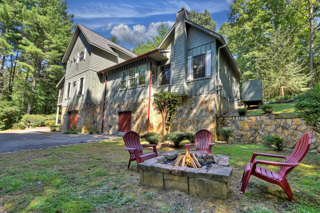 Blue Ridge, Georgia, 30513, United States, 3 Bedrooms Bedrooms, ,4 BathroomsBathrooms,Residential,For Sale,1858948