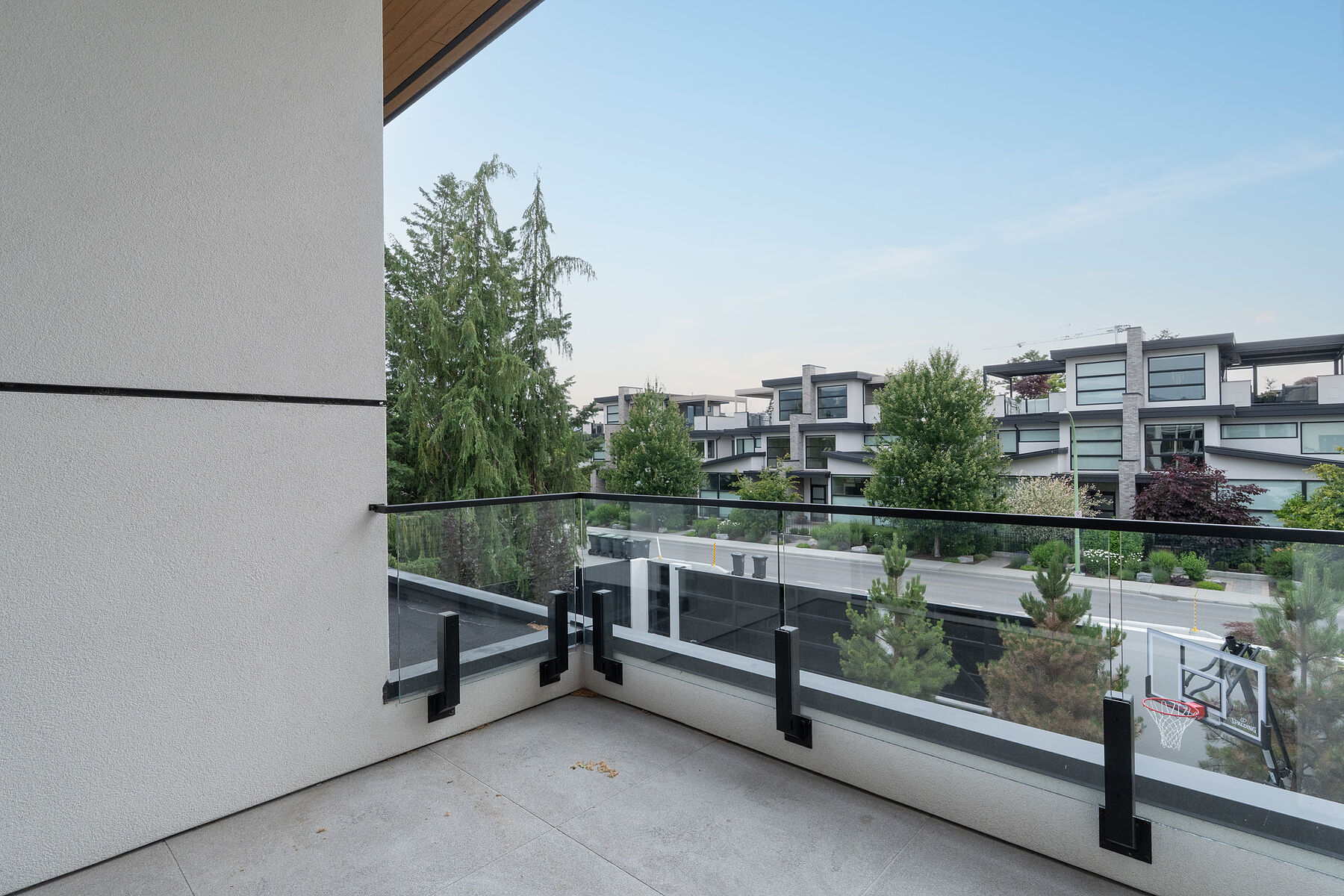  Luxury on the Abbott Corridor - 物件實景