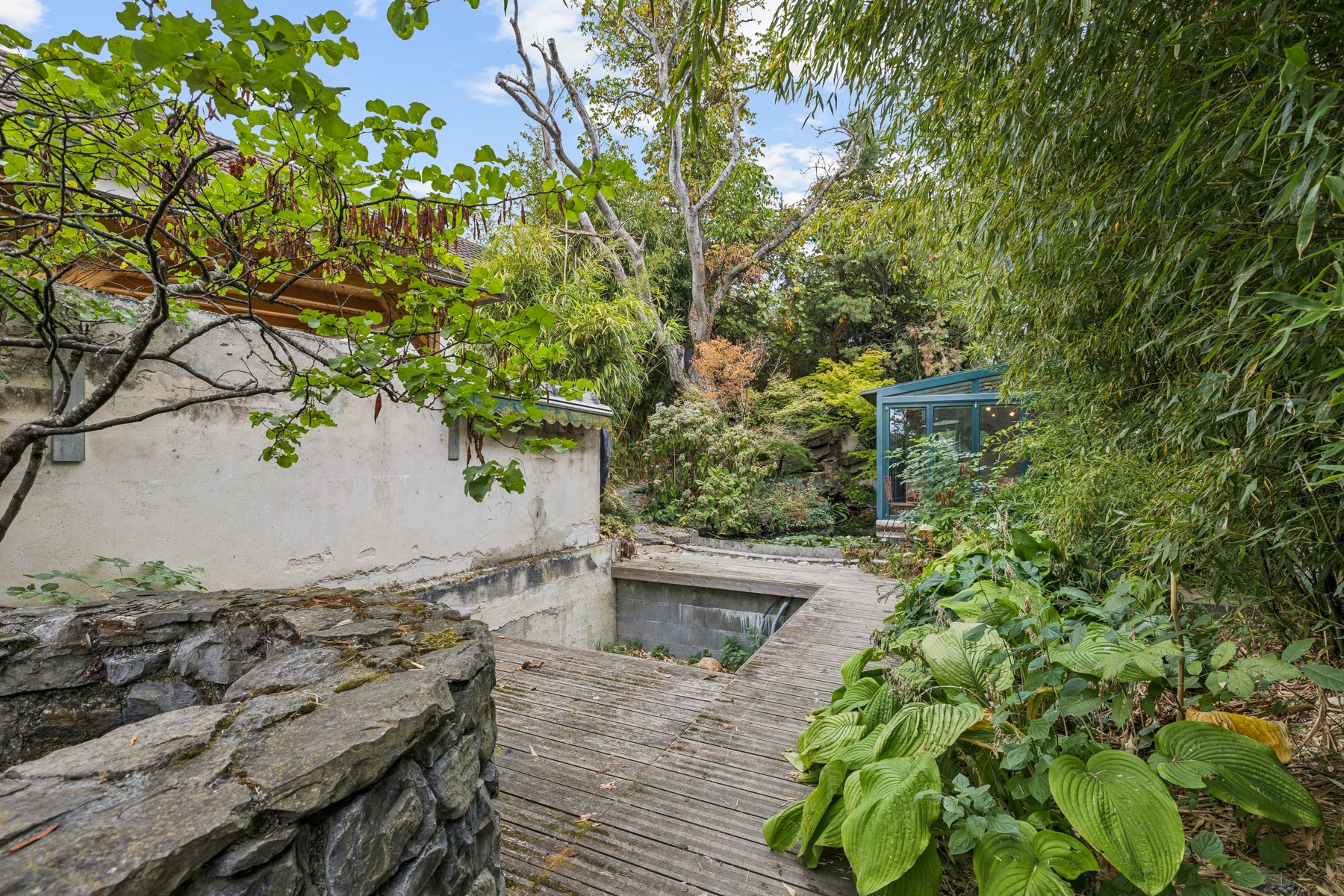  An exceptional village home in the heart of Sullens - 物件實景