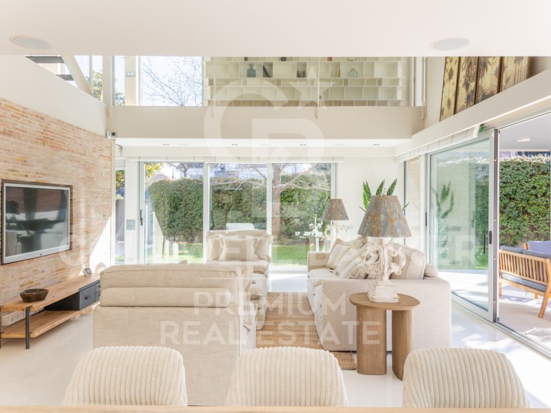 Sant Cugat del Vallès, Catalonia, ES, 6 Bedrooms Bedrooms, ,5 BathroomsBathrooms,Residential,For Sale,1624363