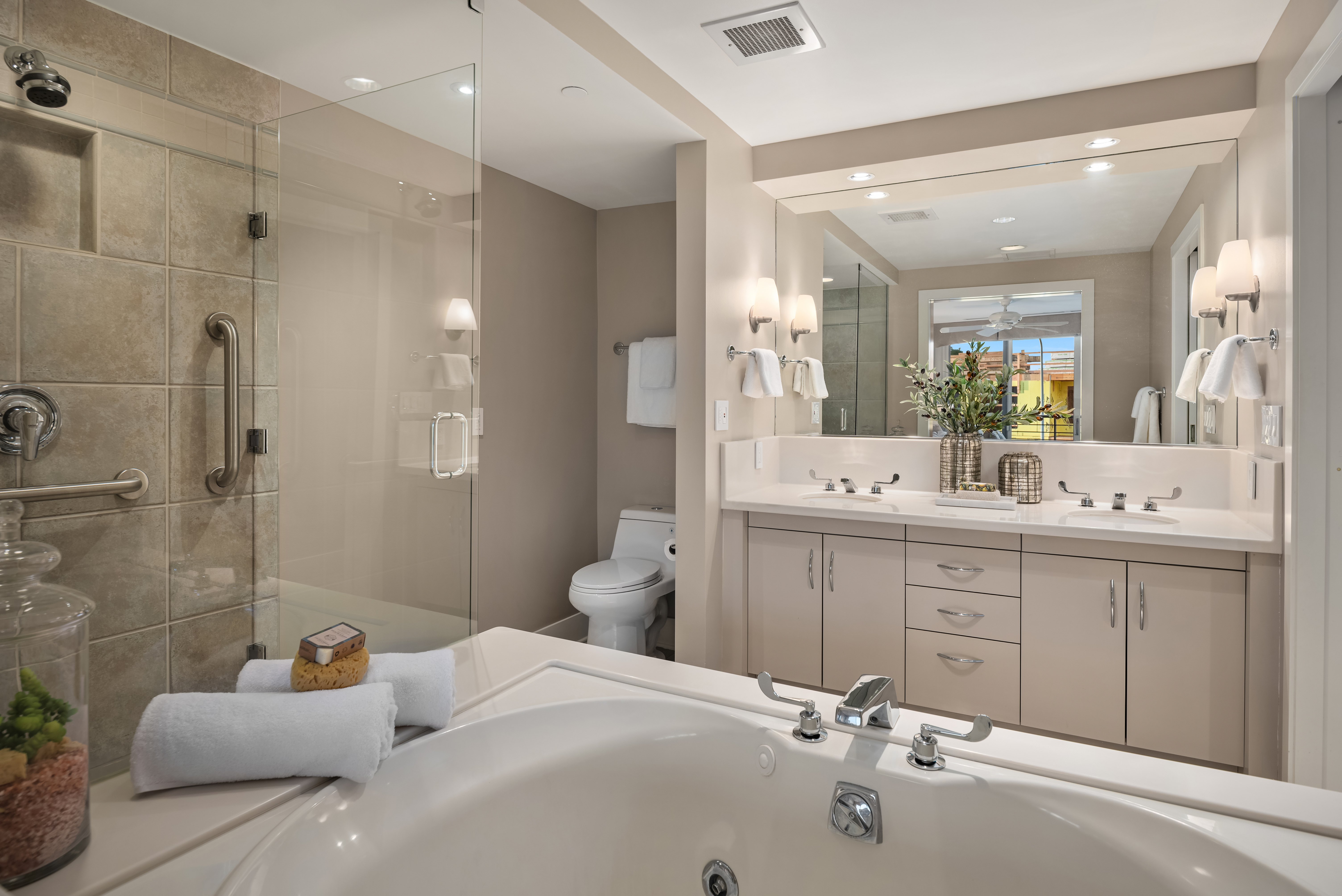  136 Central Wy Unit #304, Kirkland, WA 98033 - 物件實景