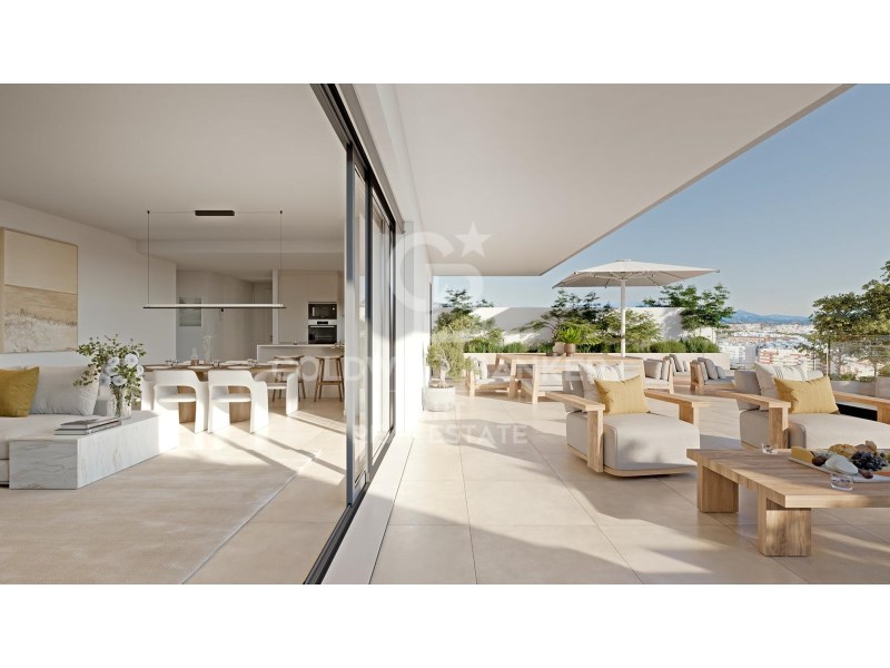 Estepona, Andalusia, ES, 2 Bedrooms Bedrooms, ,3 BathroomsBathrooms,Residential,For Sale,1898657