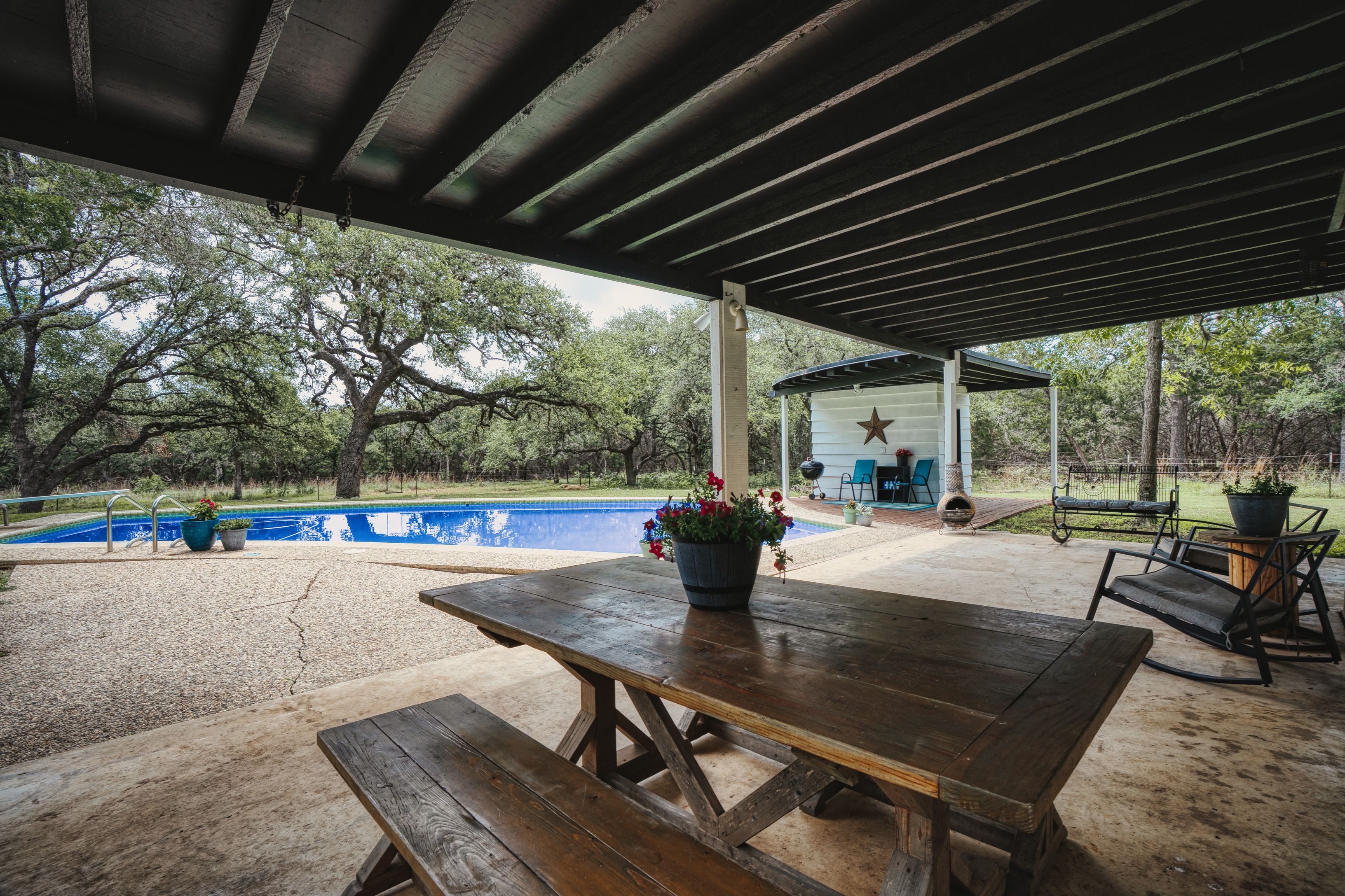  Chateau-Inspired Retreat with Pool and Stables - 物件實景