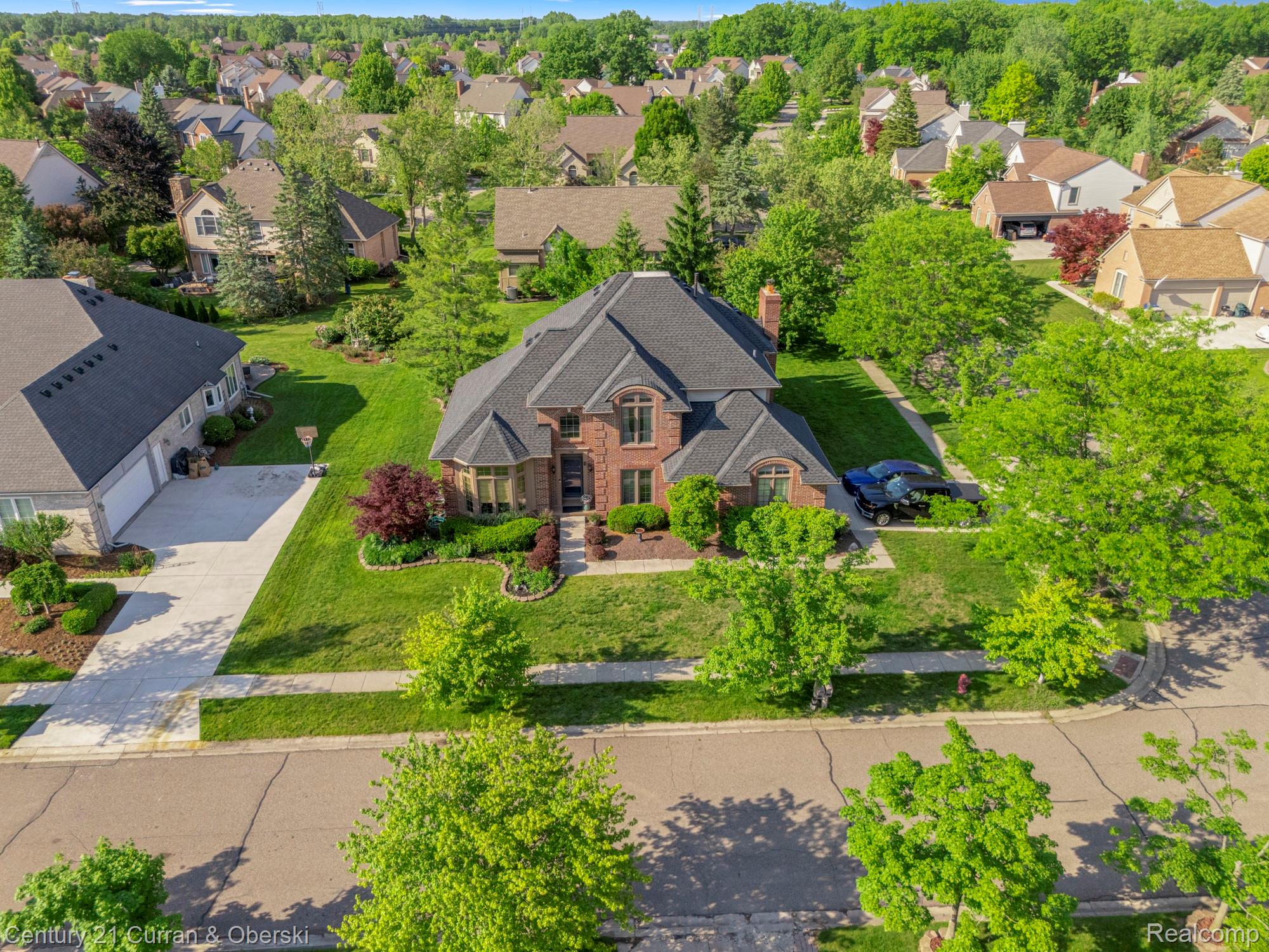 Canton Charter Township, Michigan, 48188, United States, 4 Bedrooms Bedrooms, ,4 BathroomsBathrooms,Residential,For Sale,2049400