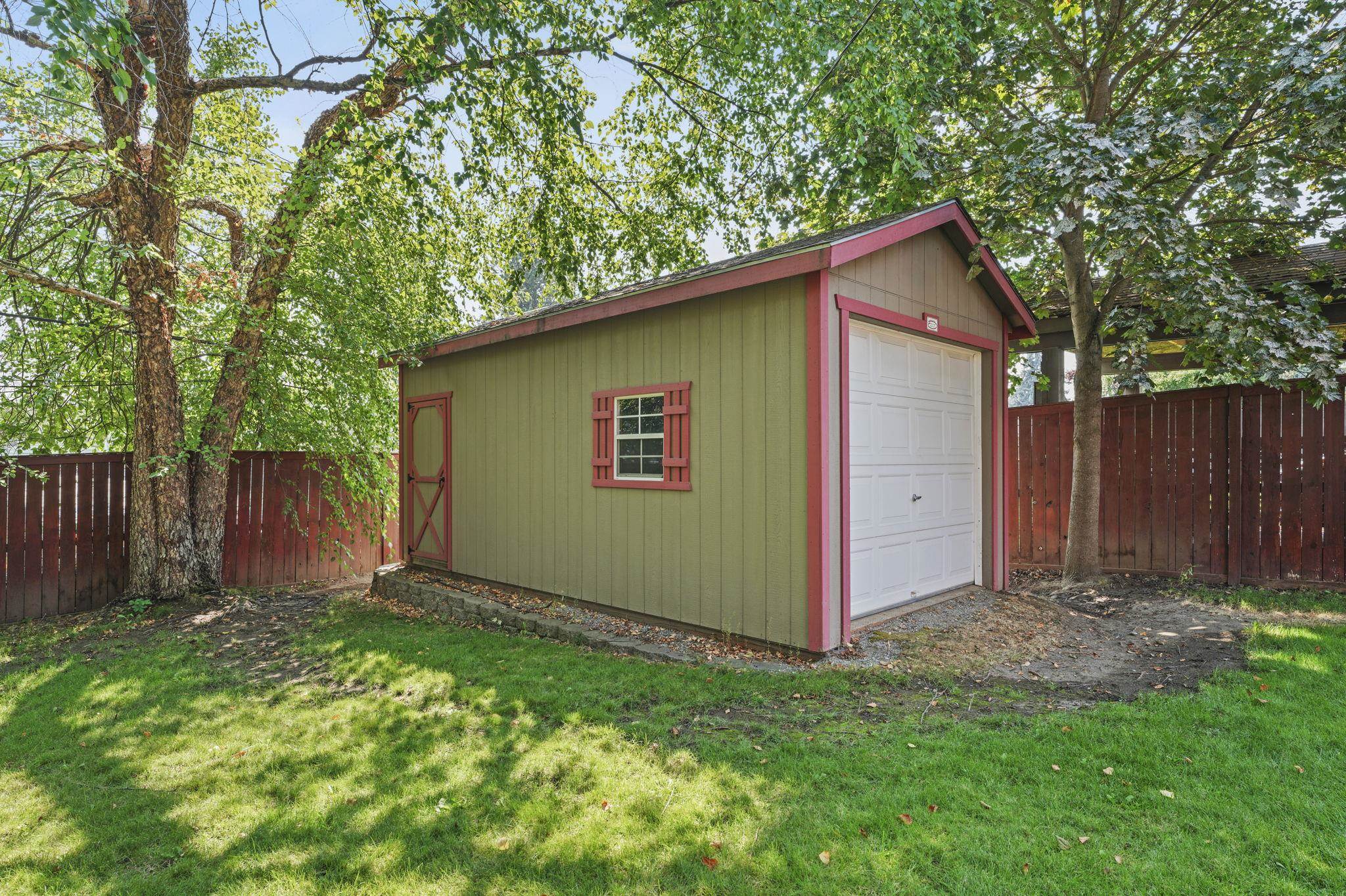 Spokane, Washington, 99208, United States, 4 Bedrooms Bedrooms, ,3 BathroomsBathrooms,Residential,For Sale,1938722
