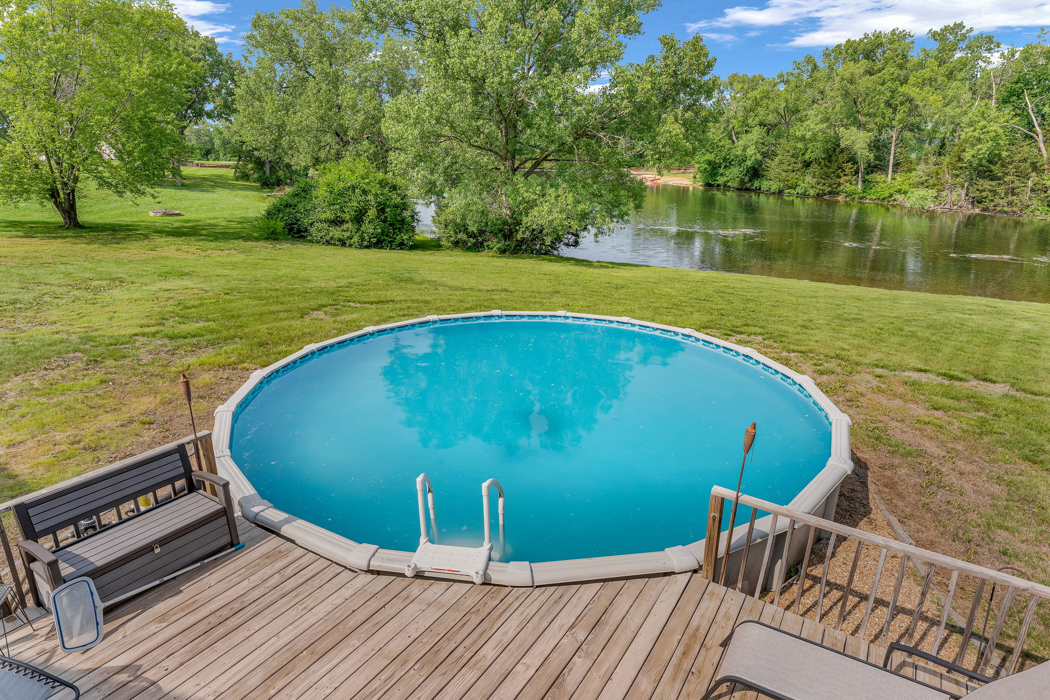 Topeka, Kansas, 66615, United States, 4 Bedrooms Bedrooms, ,8 BathroomsBathrooms,Residential,For Sale,1848877