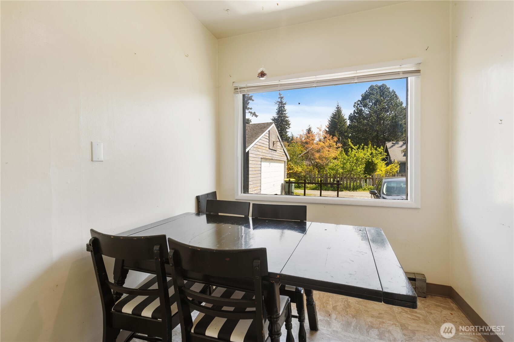 Bellingham, Washington, 98225, United States, 4 Bedrooms Bedrooms, ,1 BathroomBathrooms,Residential,For Sale,1984475