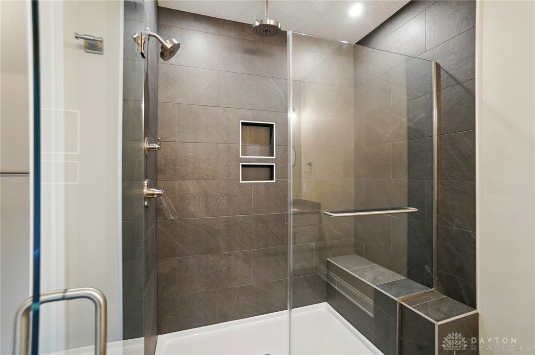 Springfield, Ohio, 45502, United States, 3 Bedrooms Bedrooms, ,3 BathroomsBathrooms,Residential,For Sale,1987754