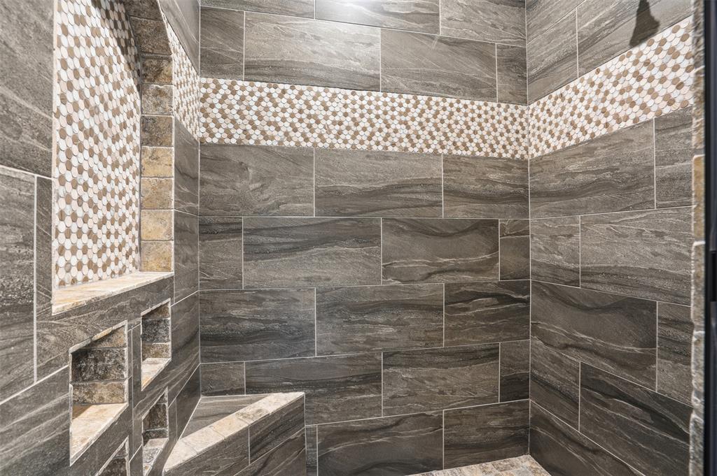 Granbury, Texas, 76048, United States, 4 Bedrooms Bedrooms, ,3 BathroomsBathrooms,Residential,For Sale,2001817