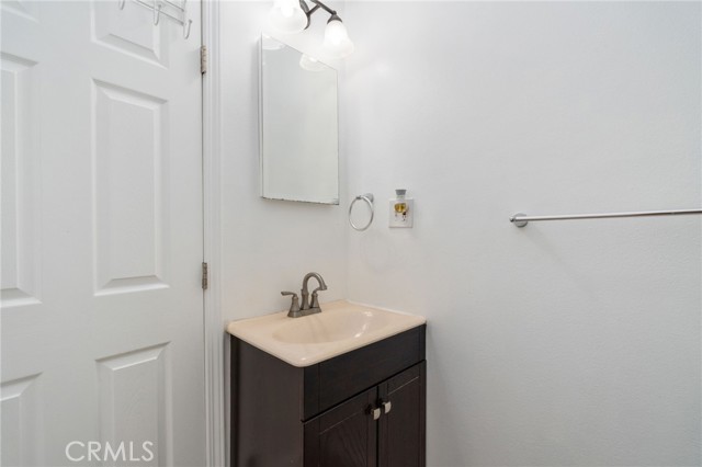 South Gate, California, 90280, United States, 4 Bedrooms Bedrooms, ,Residential,For Sale,2005257