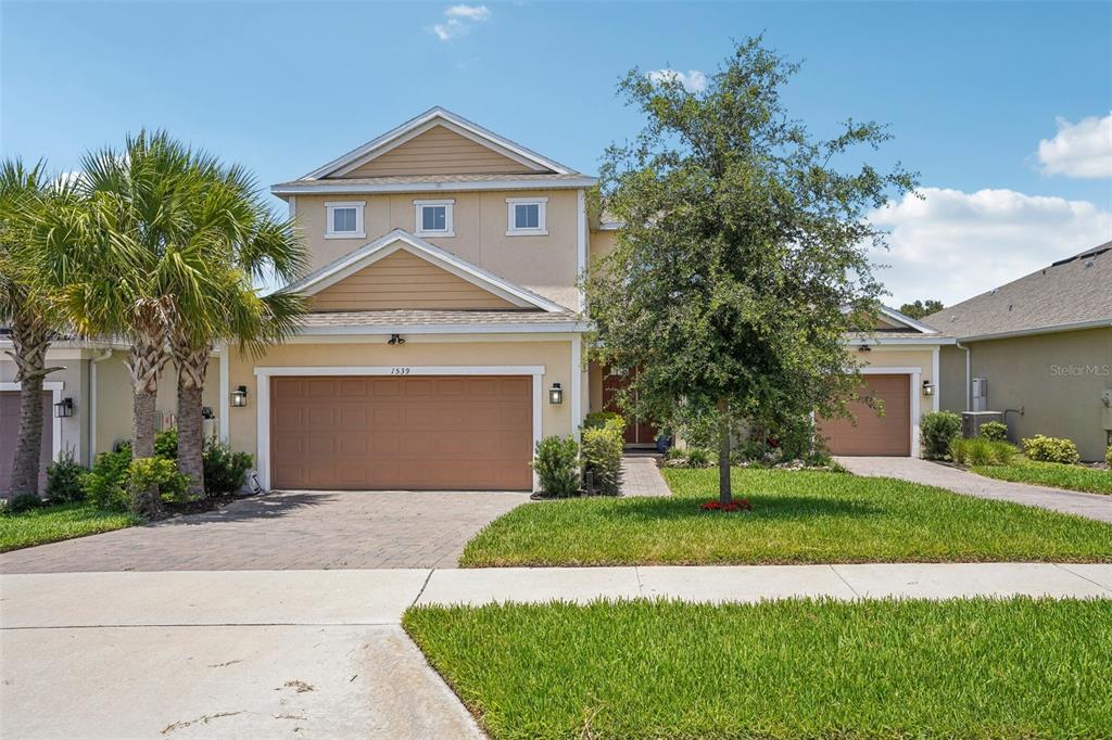 Apopka, Florida, 32703, United States, 5 Bedrooms Bedrooms, ,5 BathroomsBathrooms,Residential,For Sale,1837631