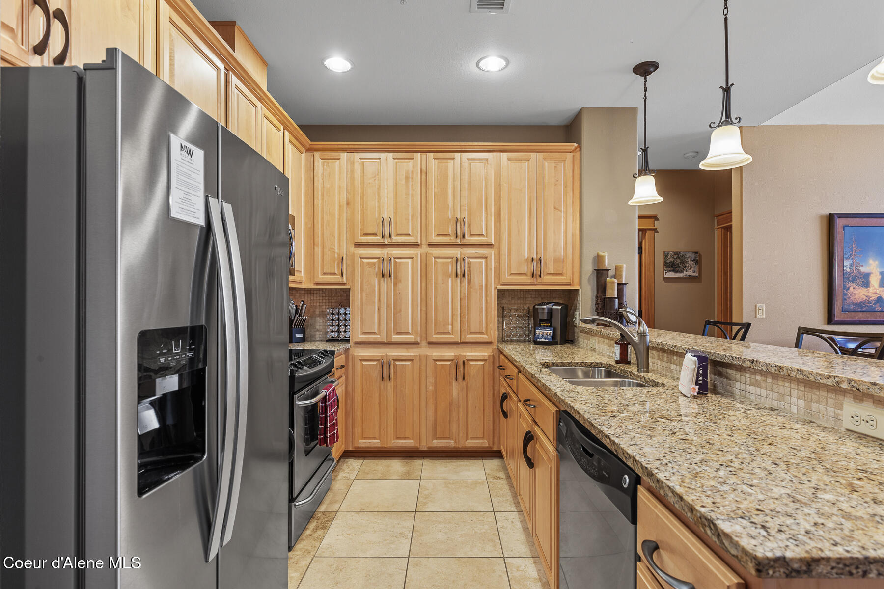 Coeur d'Alene, Idaho, 83814, United States, 2 Bedrooms Bedrooms, ,2 BathroomsBathrooms,Residential,For Sale,1974627