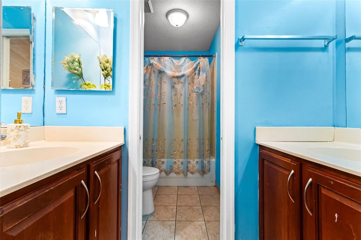 Miami Gardens, Florida, 33169, United States, 3 Bedrooms Bedrooms, ,3 BathroomsBathrooms,Residential,For Sale,1987100