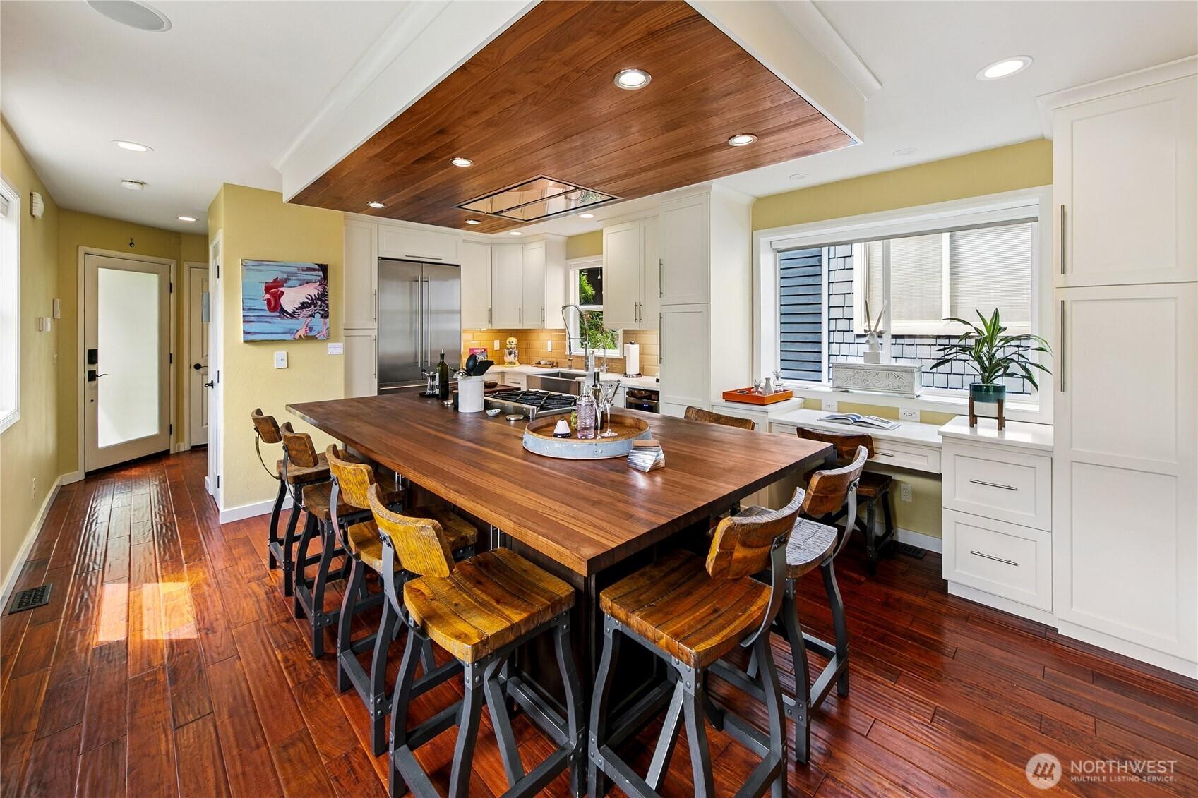 SEATTLE, Washington, 98112, United States, 3 Bedrooms Bedrooms, ,3 BathroomsBathrooms,Residential,For Sale,1875763