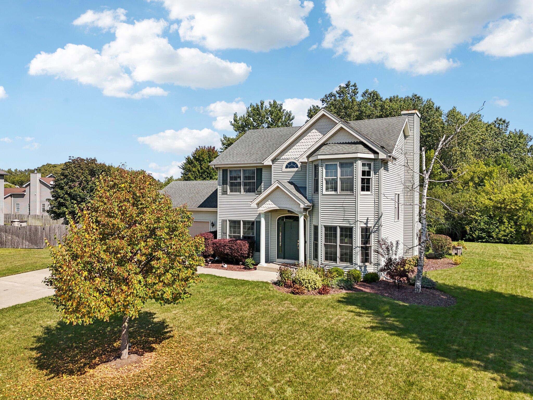 Pleasant Prairie, Wisconsin, 53158, United States, 4 Bedrooms Bedrooms, ,3 BathroomsBathrooms,Residential,For Sale,1983486