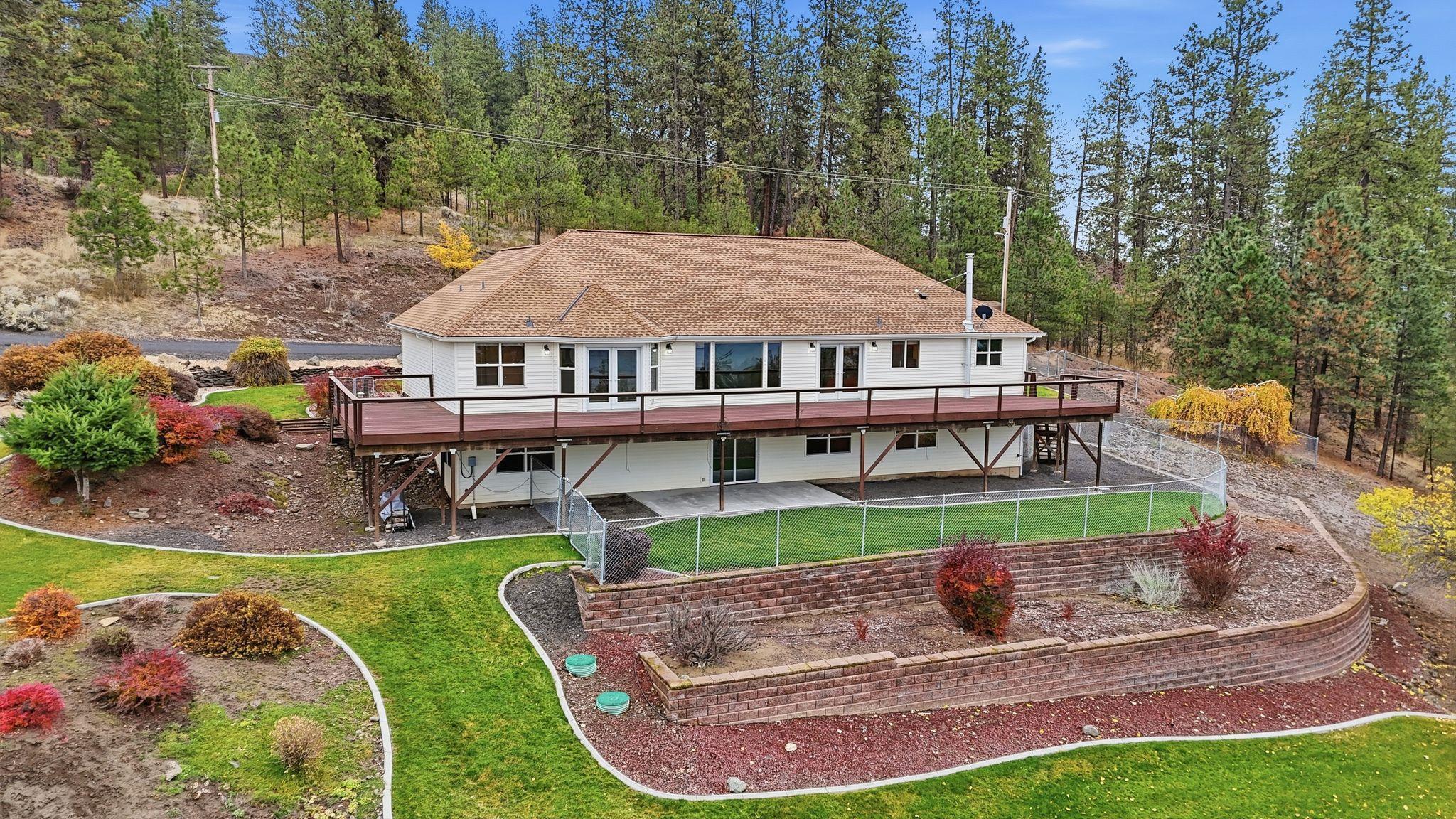 Seven Bays, Washington, 99122, United States, 5 Bedrooms Bedrooms, ,3 BathroomsBathrooms,Residential,For Sale,1992977