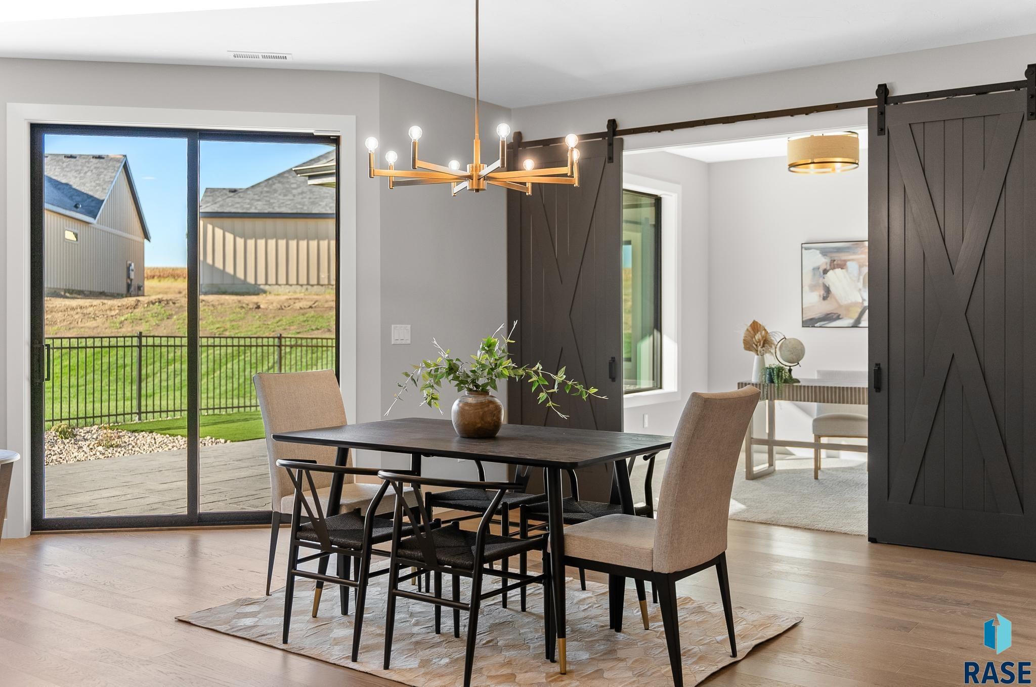 Sioux Falls, South Dakota, 57110, United States, 4 Bedrooms Bedrooms, ,3 BathroomsBathrooms,Residential,For Sale,2005284