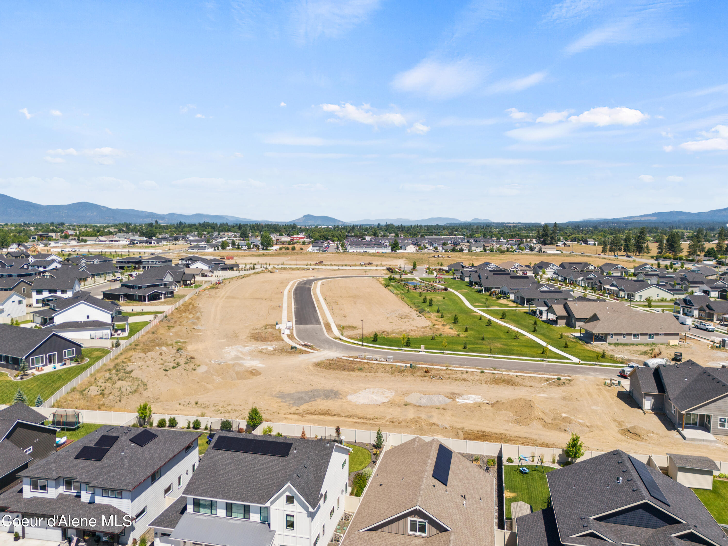 Coeur D'alene, Idaho, 83815, United States, 2 Bedrooms Bedrooms, ,Residential,For Sale,1991054