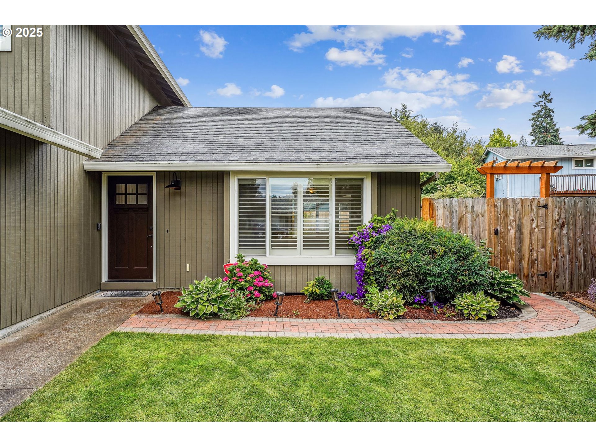 Forest Grove, Oregon, 97116, United States, 3 Bedrooms Bedrooms, ,2 BathroomsBathrooms,Residential,For Sale,1917976