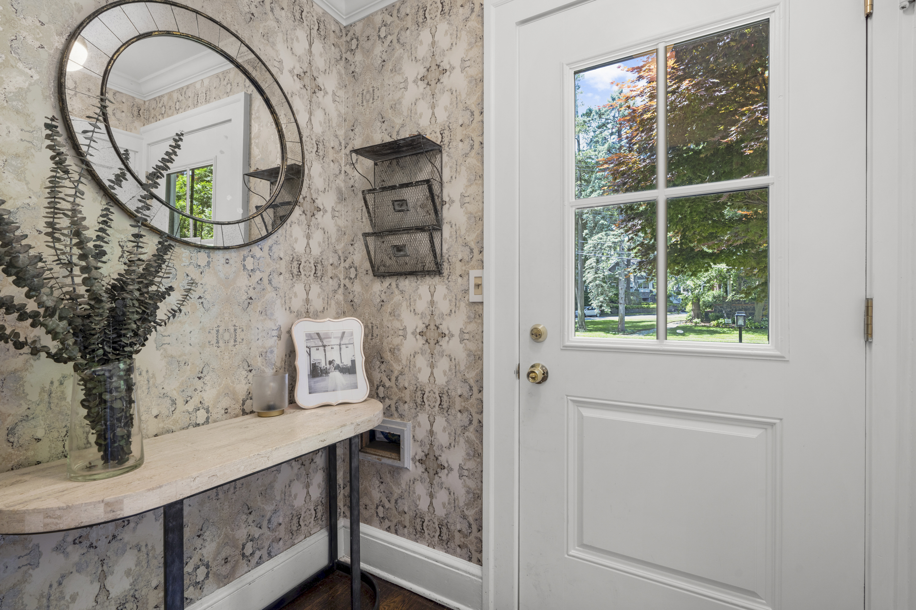 Fully Renovated Larchmont Colonial - 物件實景