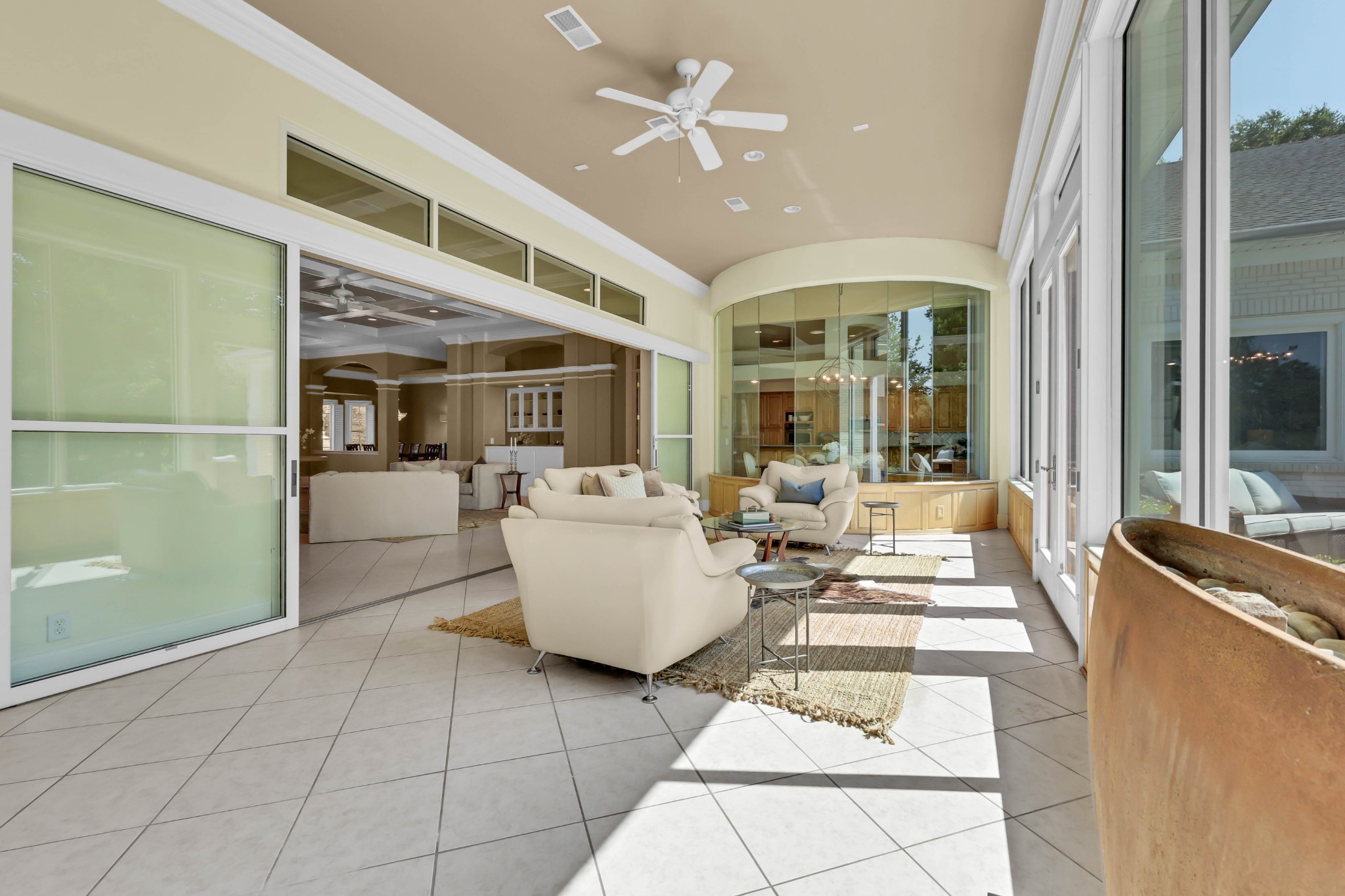 Clarksville, Tennessee, 37043, United States, 4 Bedrooms Bedrooms, ,4 BathroomsBathrooms,Residential,For Sale,1980790