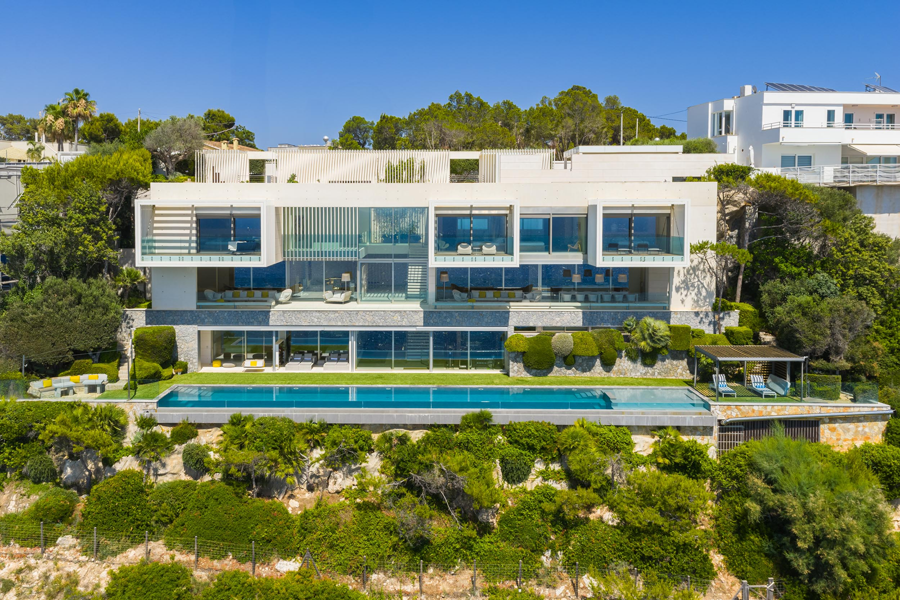  Beachfront villa in Port Adriano - 物件實景