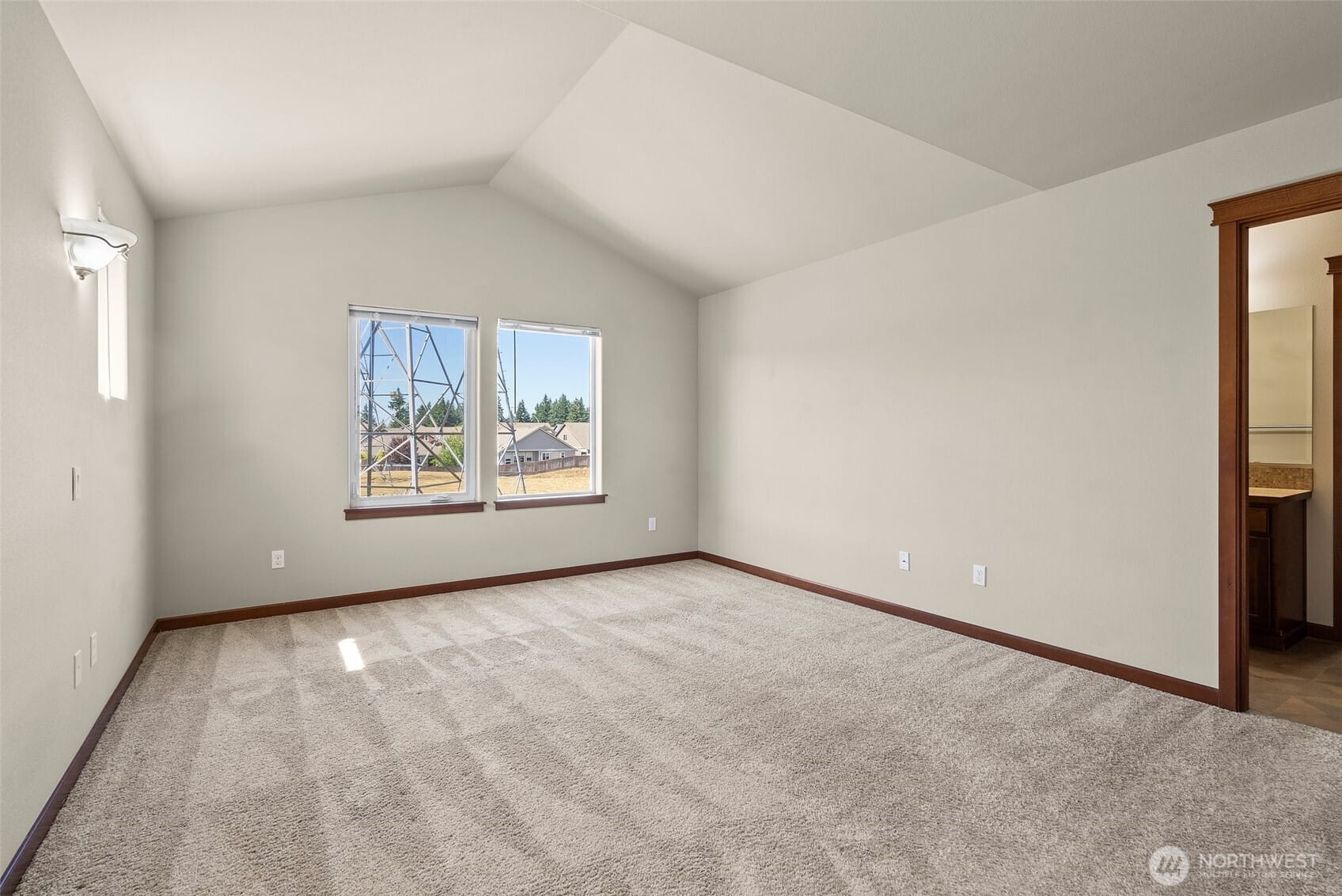 Puyallup, Washington, 98374, United States, 3 Bedrooms Bedrooms, ,3 BathroomsBathrooms,Residential,For Sale,1885383