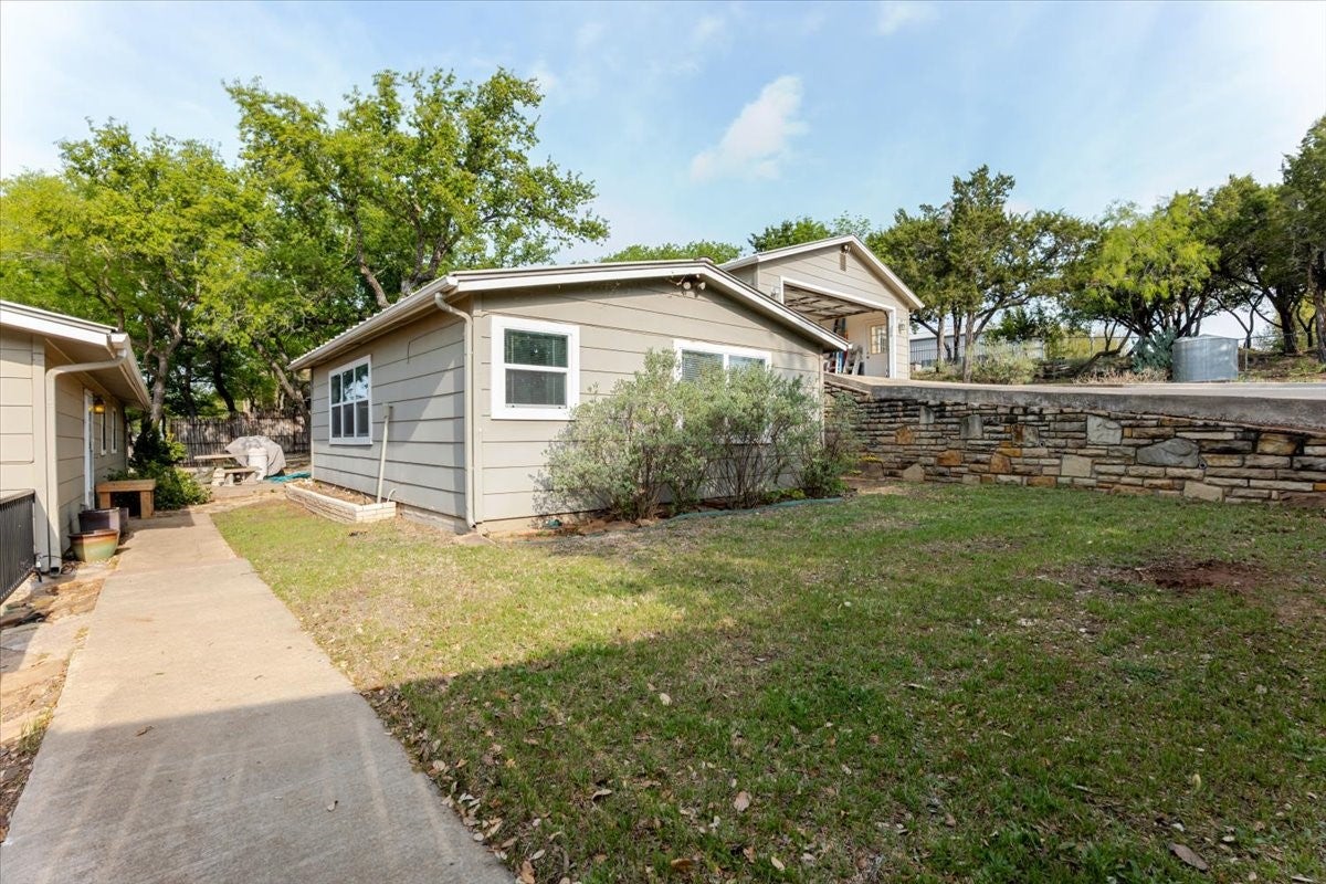 Possum Kingdom Lake, Texas, 76450, United States, 4 Bedrooms Bedrooms, ,3 BathroomsBathrooms,Residential,For Sale,2033538