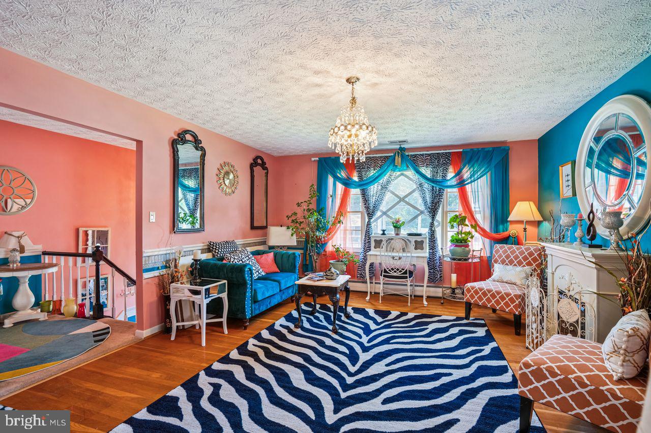 Glenn Dale, Maryland, 20769, United States, 6 Bedrooms Bedrooms, ,3 BathroomsBathrooms,Residential,For Sale,1932294