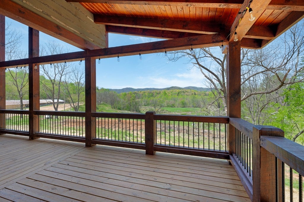 Blue Ridge, Georgia, 30513, United States, 4 Bedrooms Bedrooms, ,4 BathroomsBathrooms,Residential,For Sale,1804354