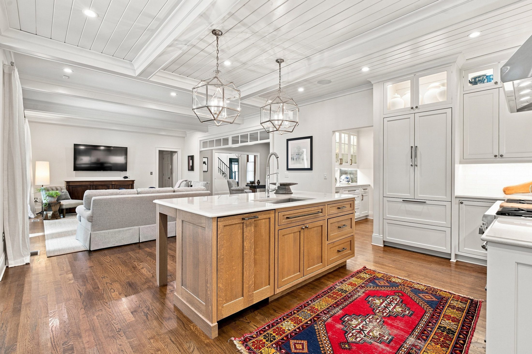  Thoughtfully Designed and Renovated Home in Londonberry Estates - 物件實景