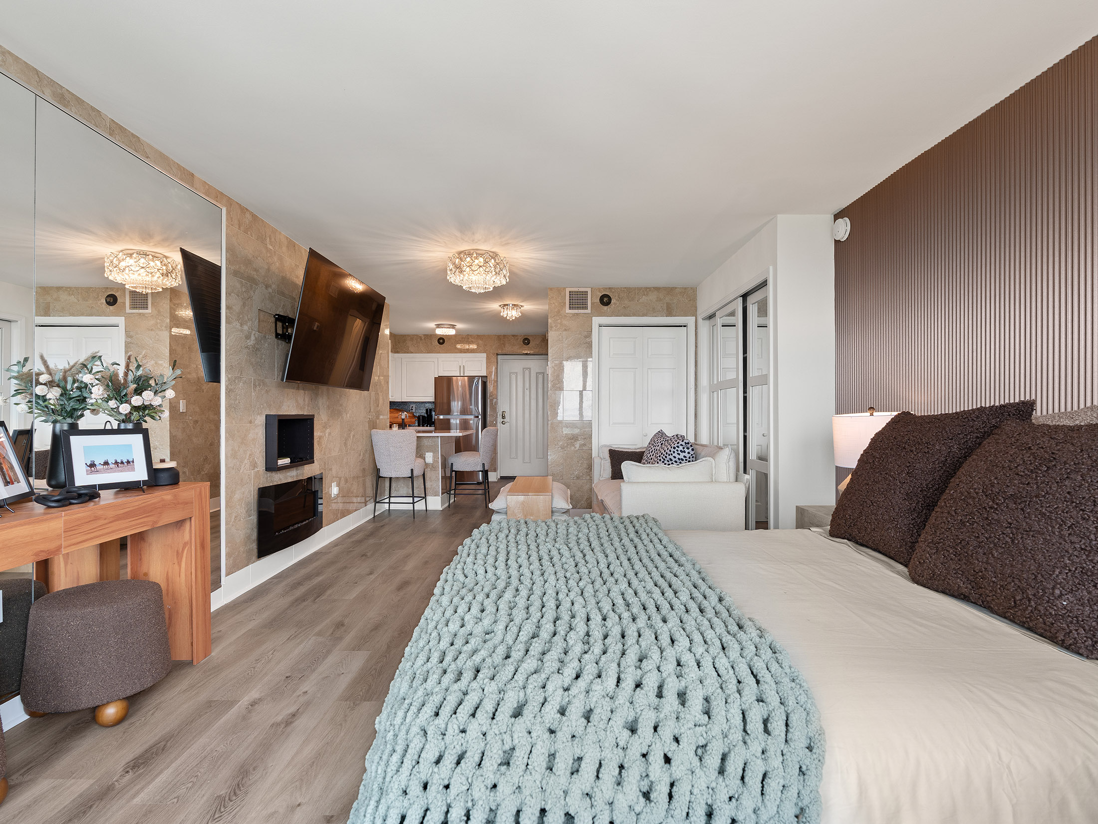  Completely Renovated Condo at The Concorde - 物件實景