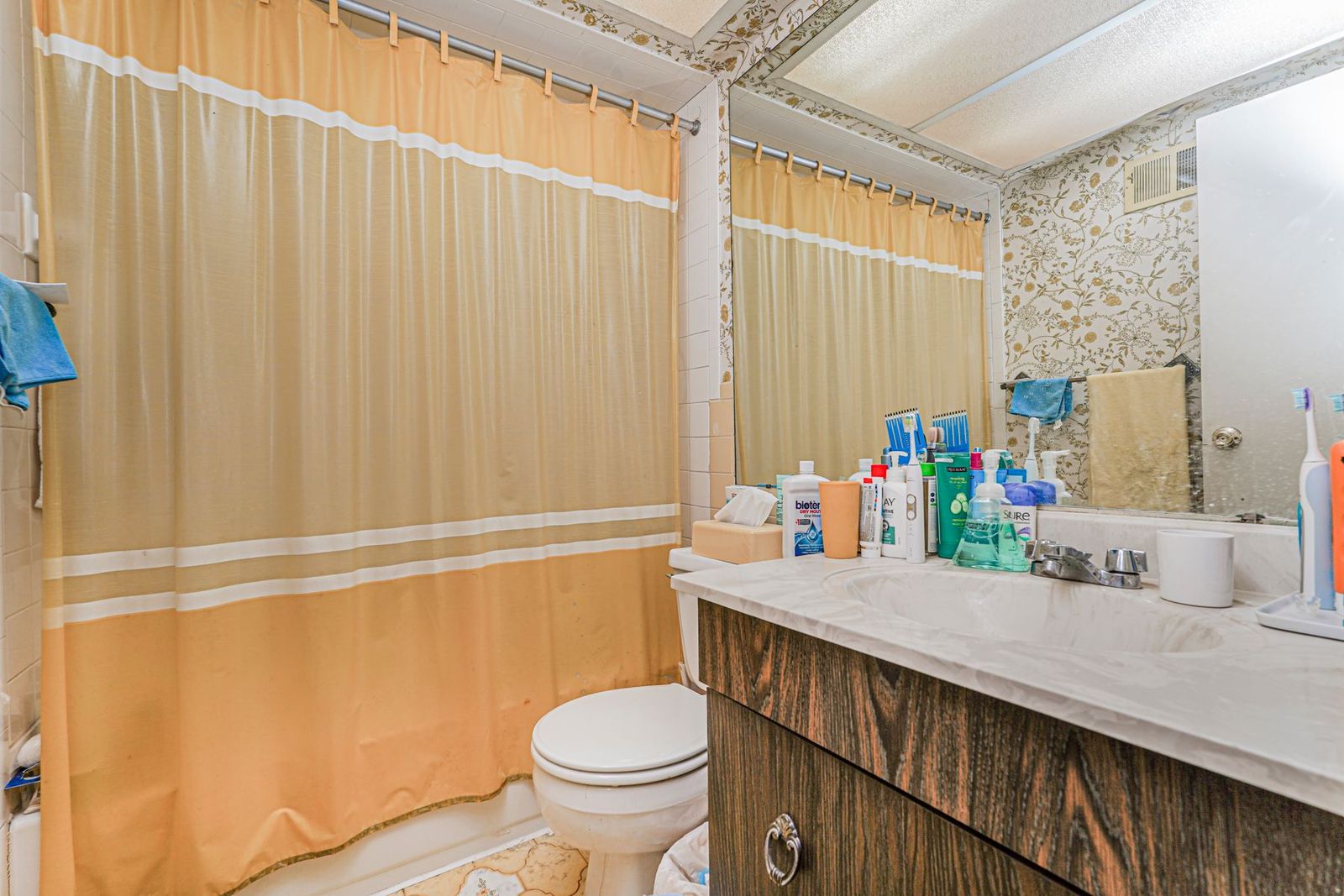 Staten Island, New York, 10312, United States, 4 Bedrooms Bedrooms, ,3 BathroomsBathrooms,Residential,For Sale,1980326