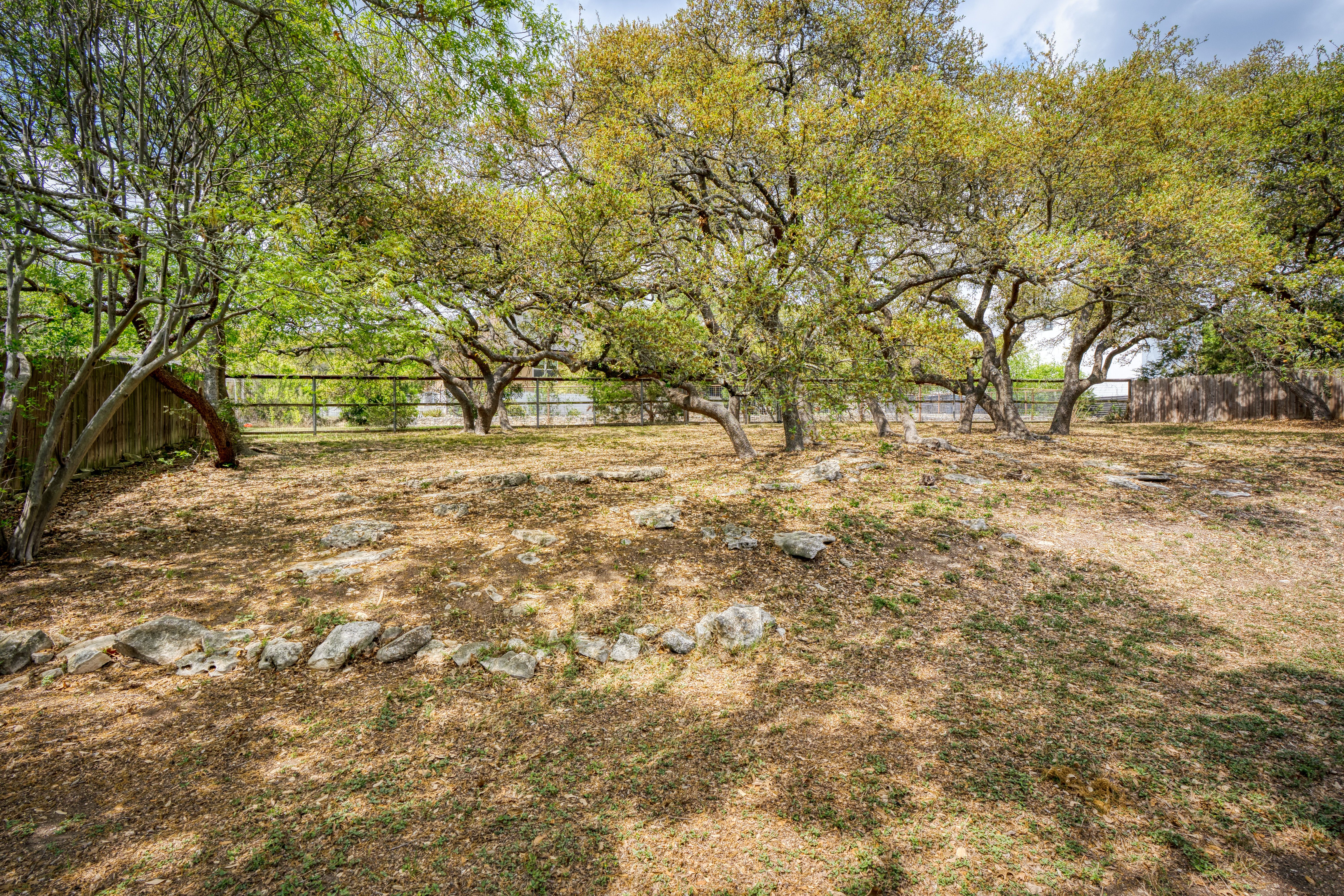  Blending Timeless Character And Modern Refinement - 物件實景