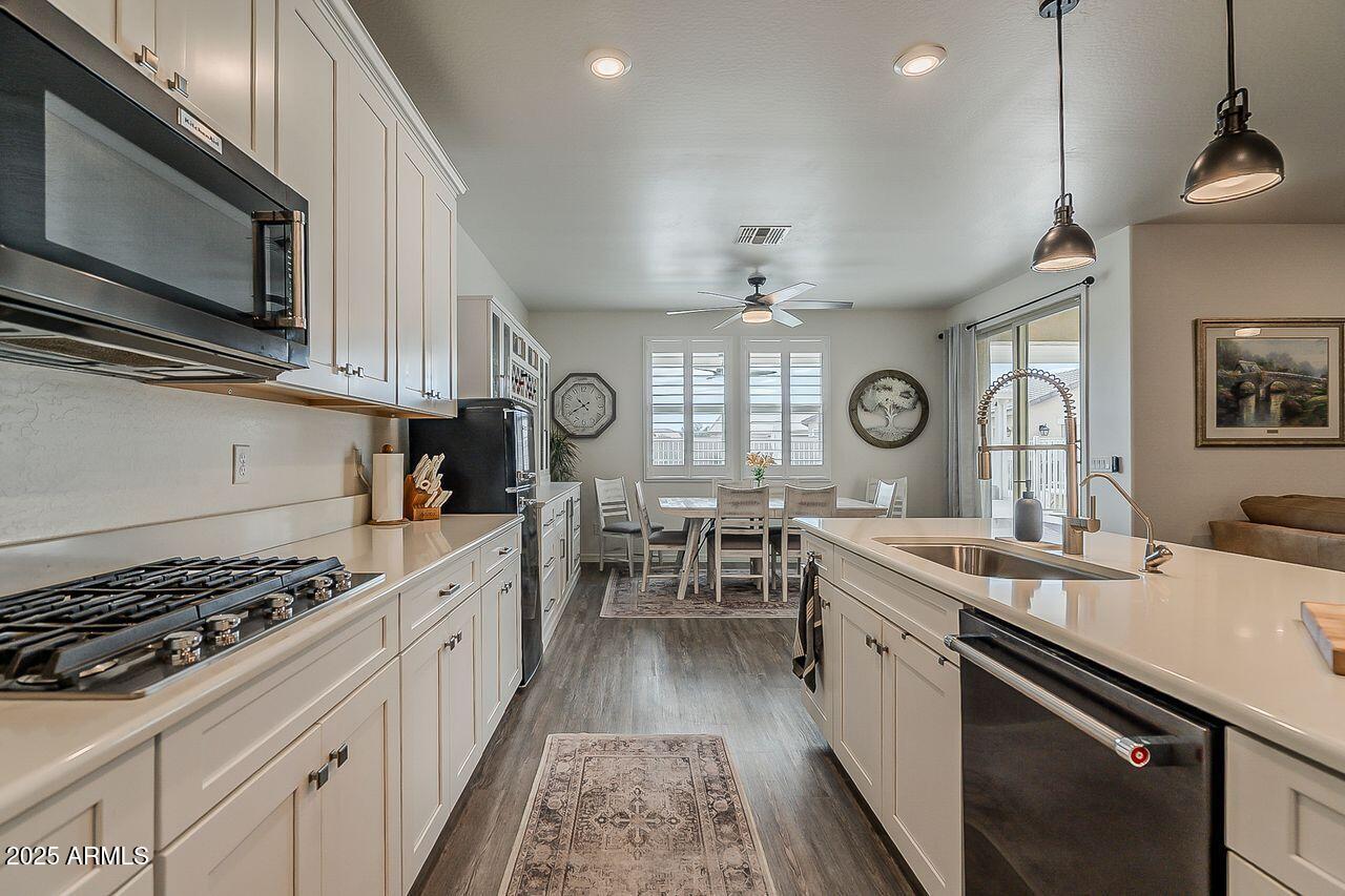 Maricopa, Arizona, 85138, United States, 3 Bedrooms Bedrooms, ,Residential,For Sale,1940206