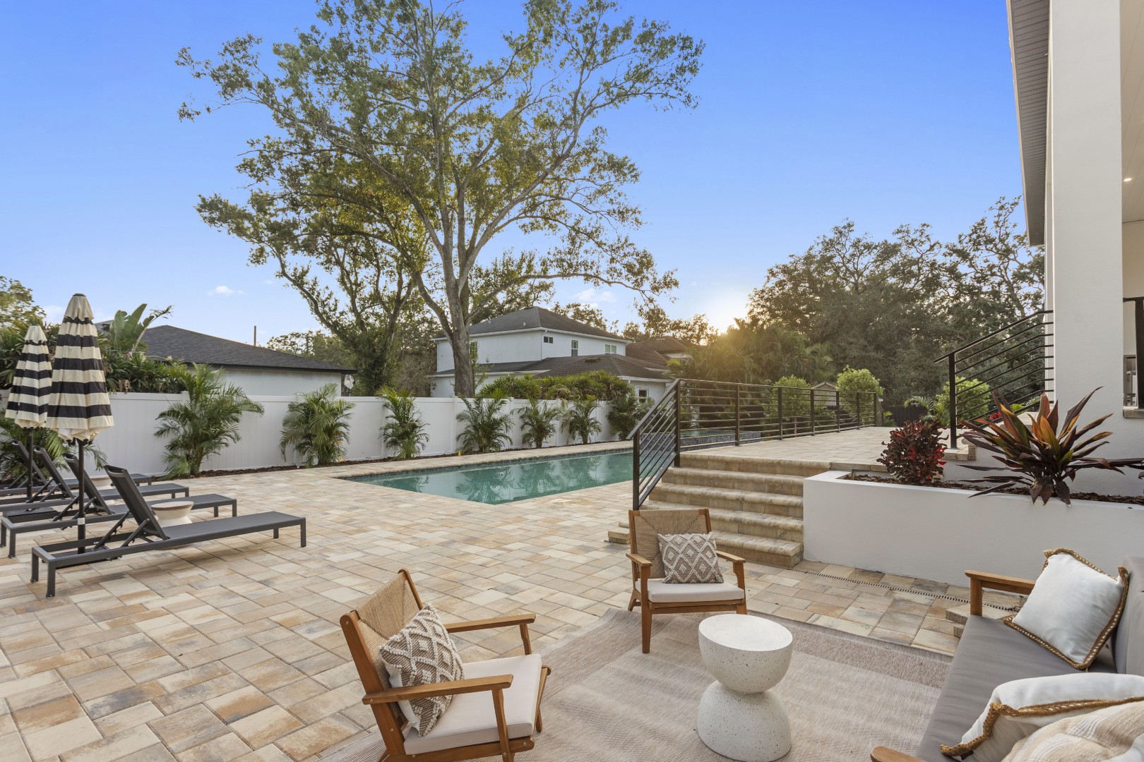 Tampa, Florida, 33629, United States, 5 Bedrooms Bedrooms, ,7 BathroomsBathrooms,Residential,For Sale,1993853